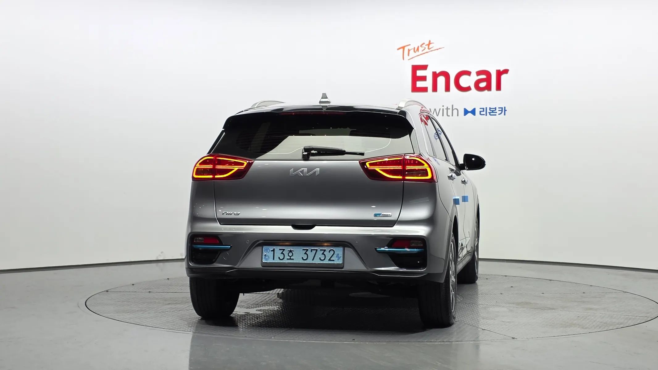 Kia EV 2021 3/5