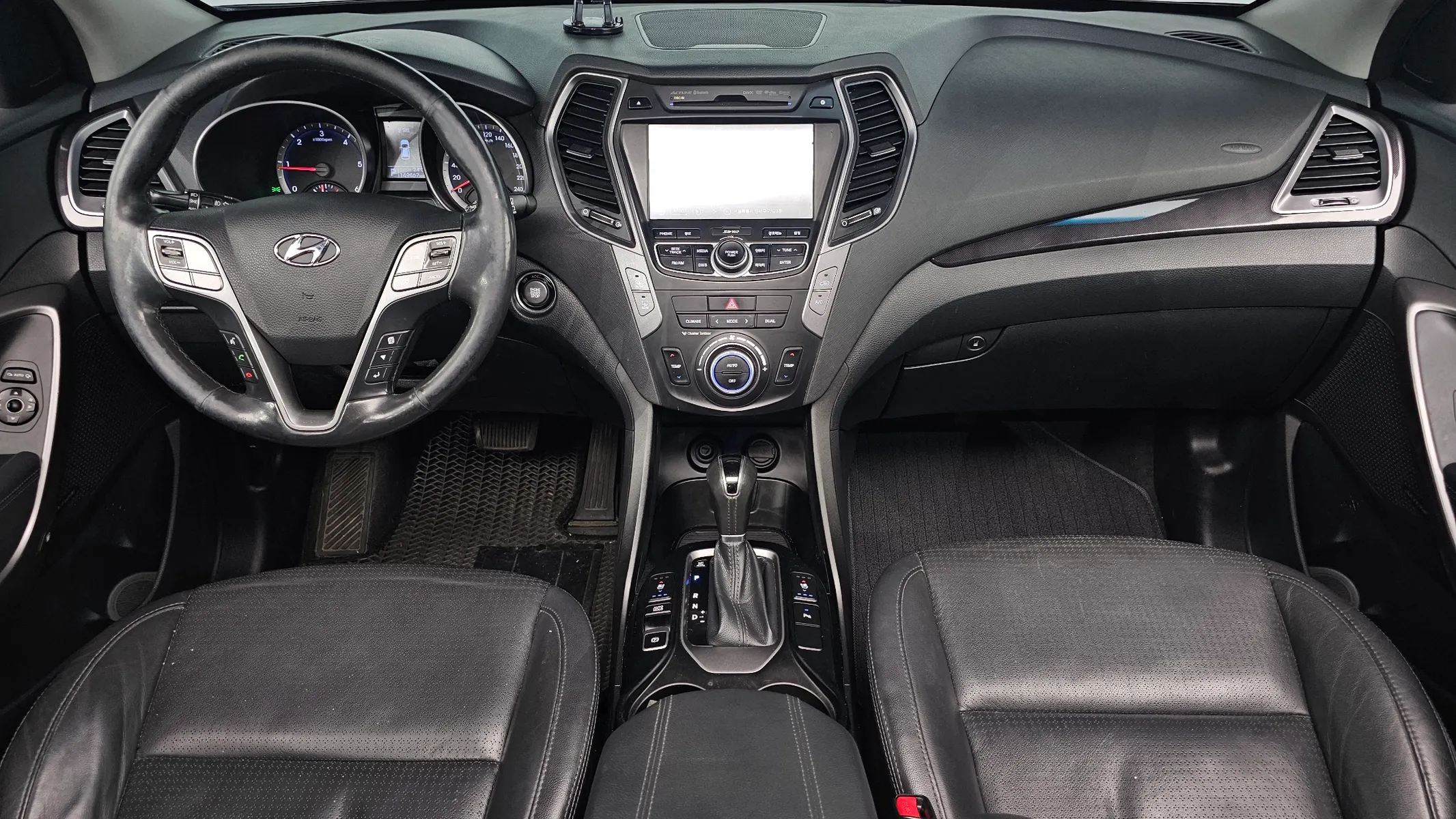 Hyundai DM (e-VGT) 2.0 2WD 2013 4/5