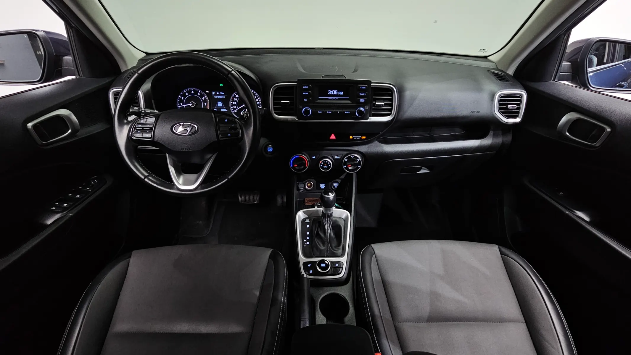 Hyundai Venue 1.6 2020 4/5