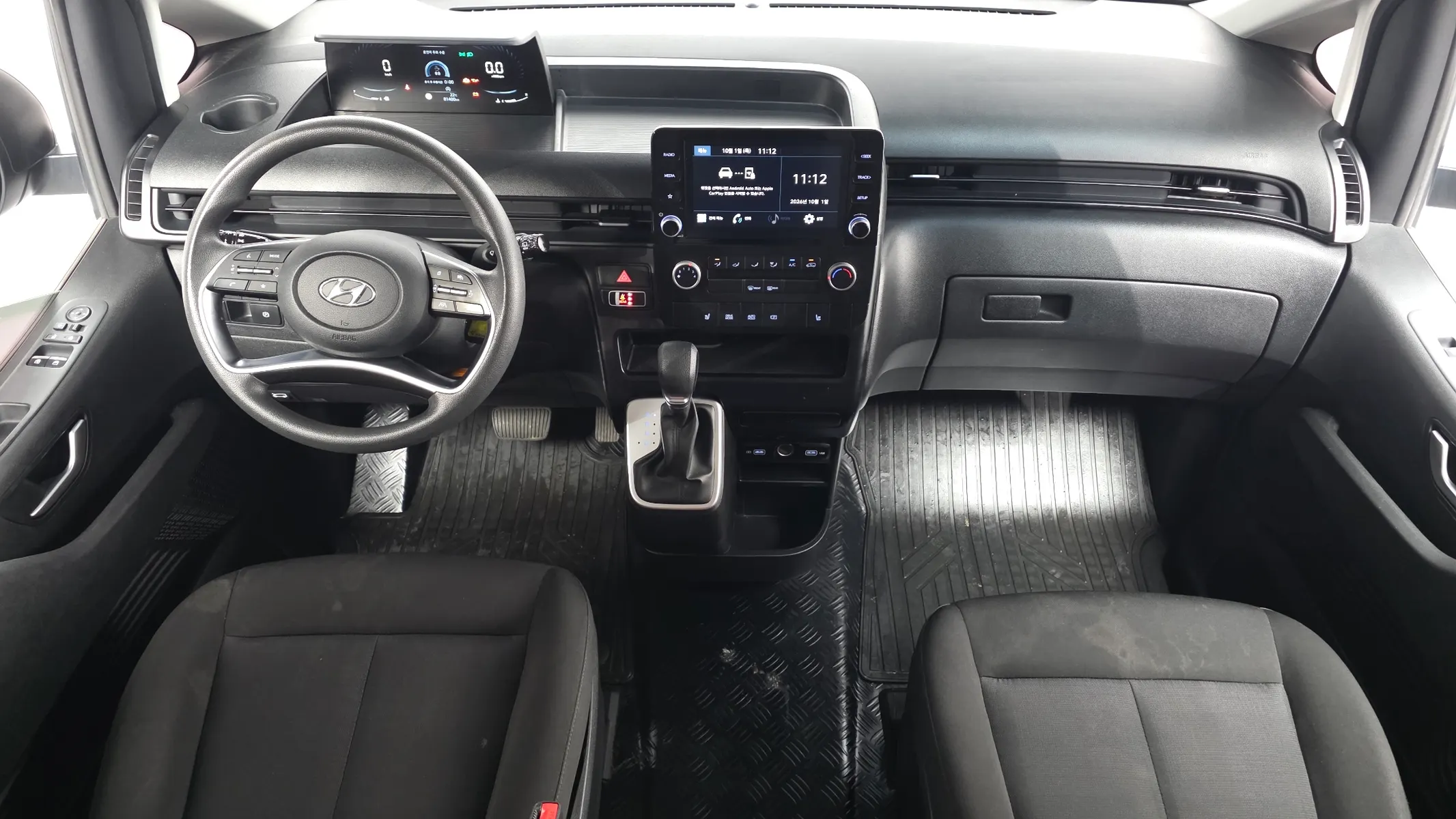 Hyundai Staria 5 2022 4/5
