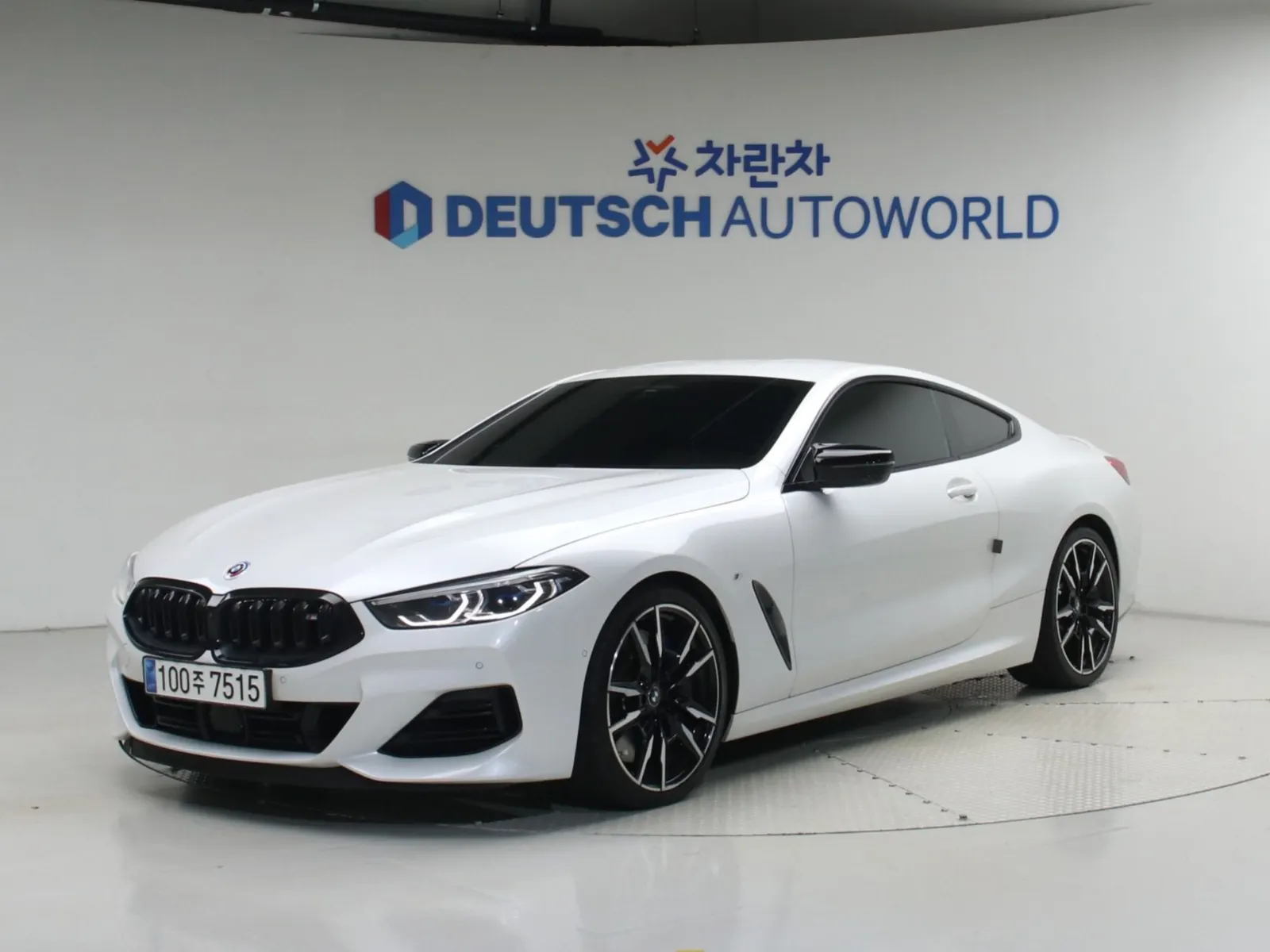 BMW 8 Series (G15) M850i xDrive 2022 2/16