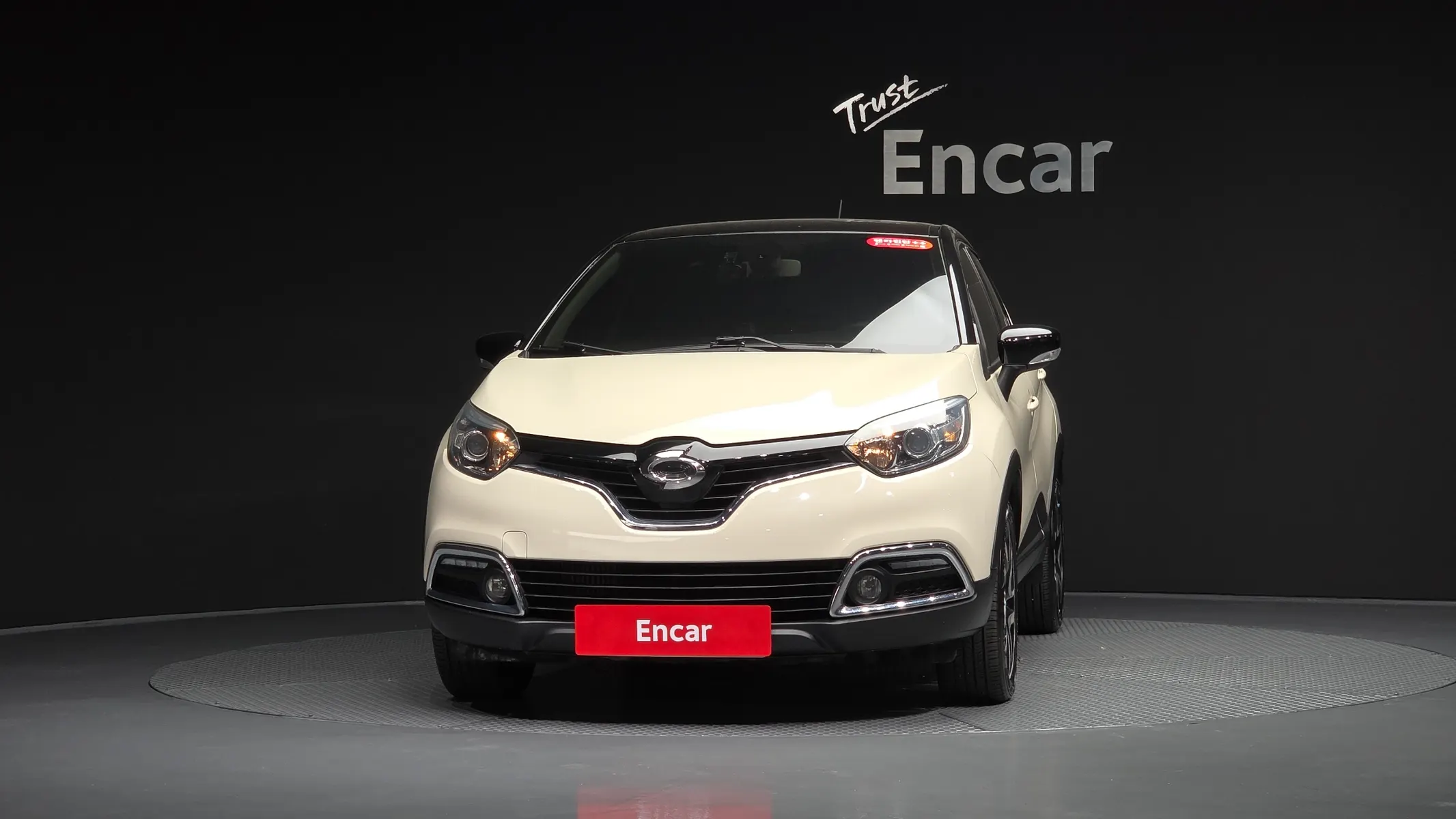 Renault Korea QM3 RE 2015 2/5