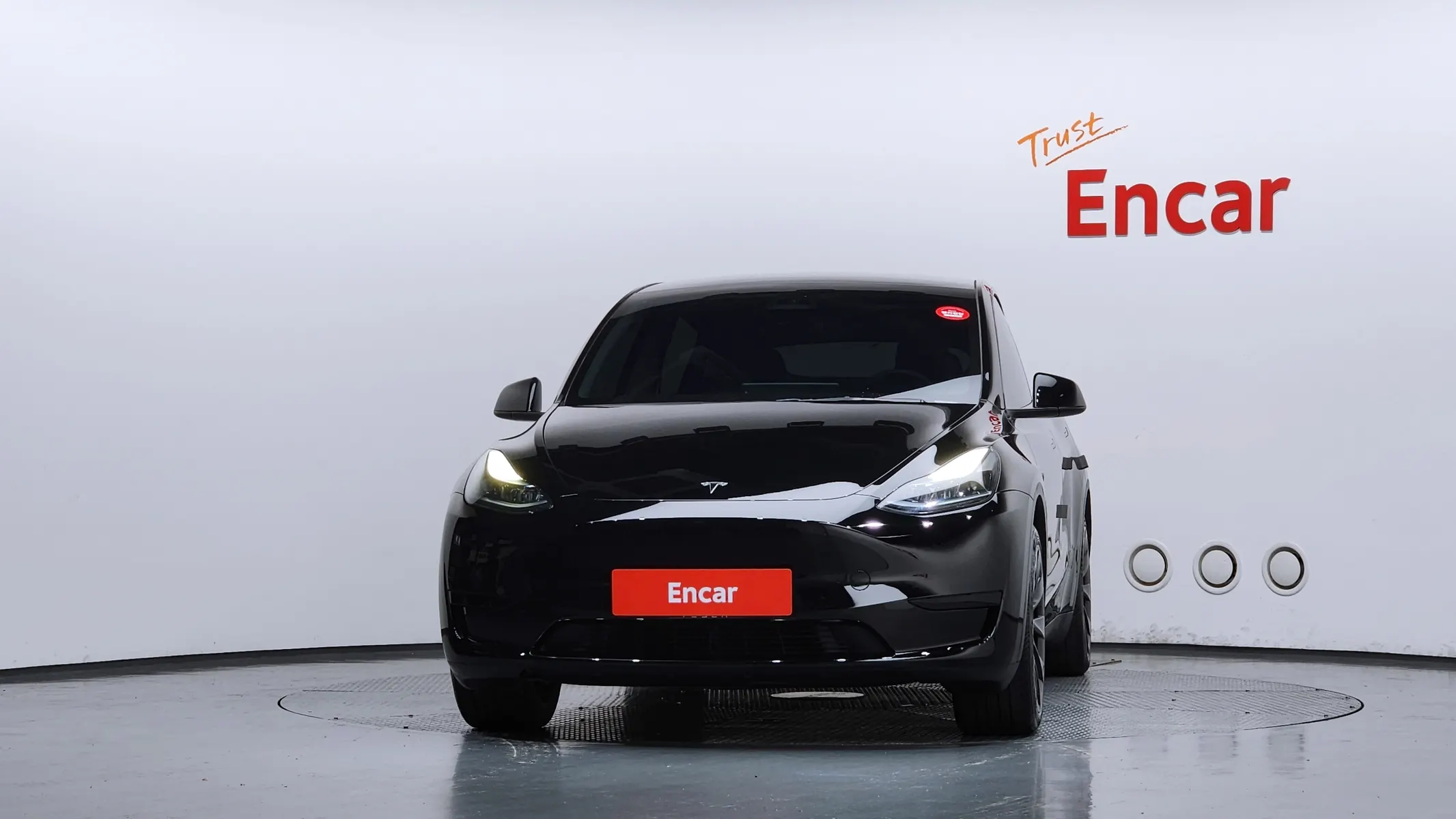 Tesla Y RWD 2023 2/5