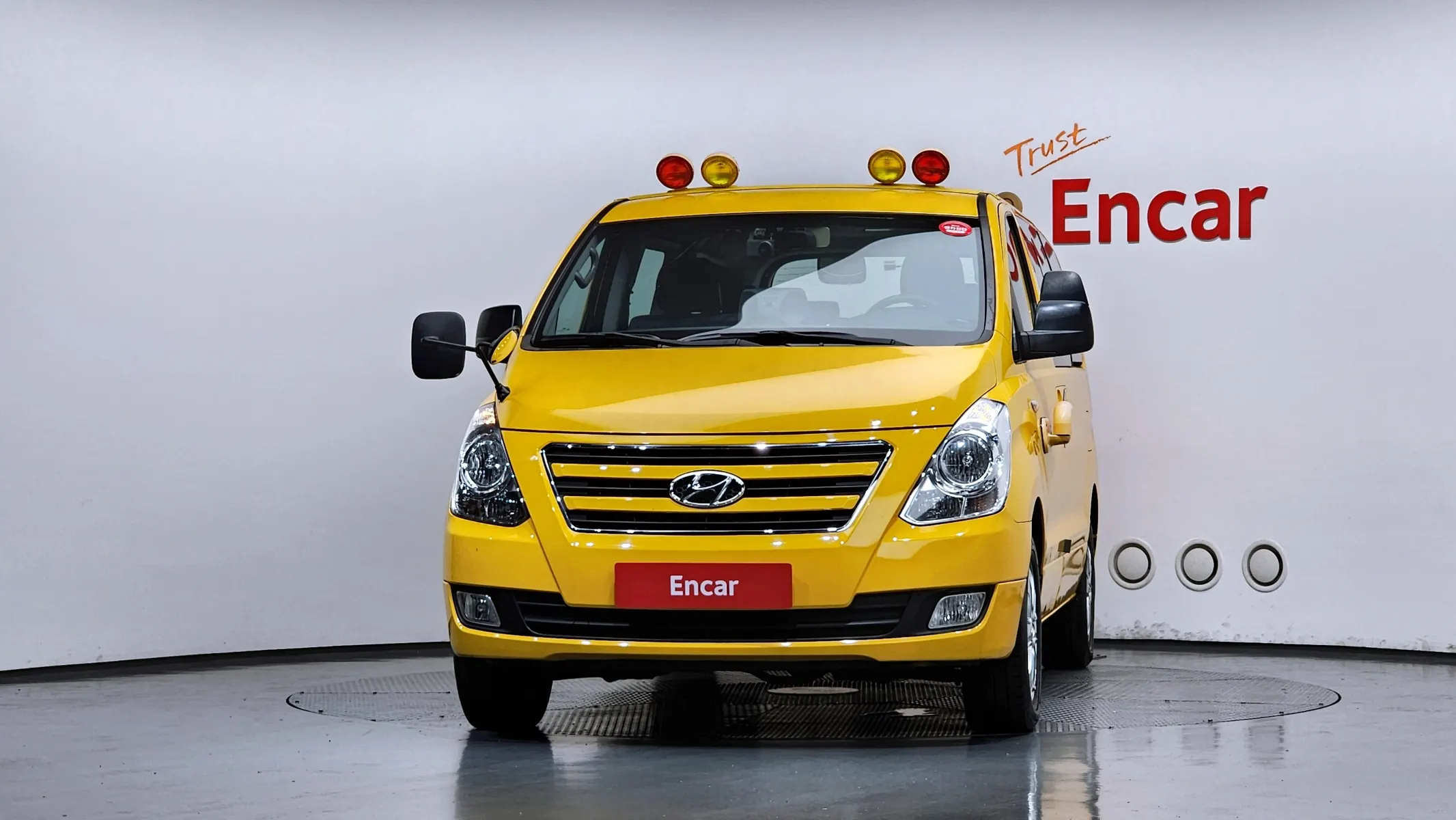 Hyundai Grand Starex 4WD 2017 2/5