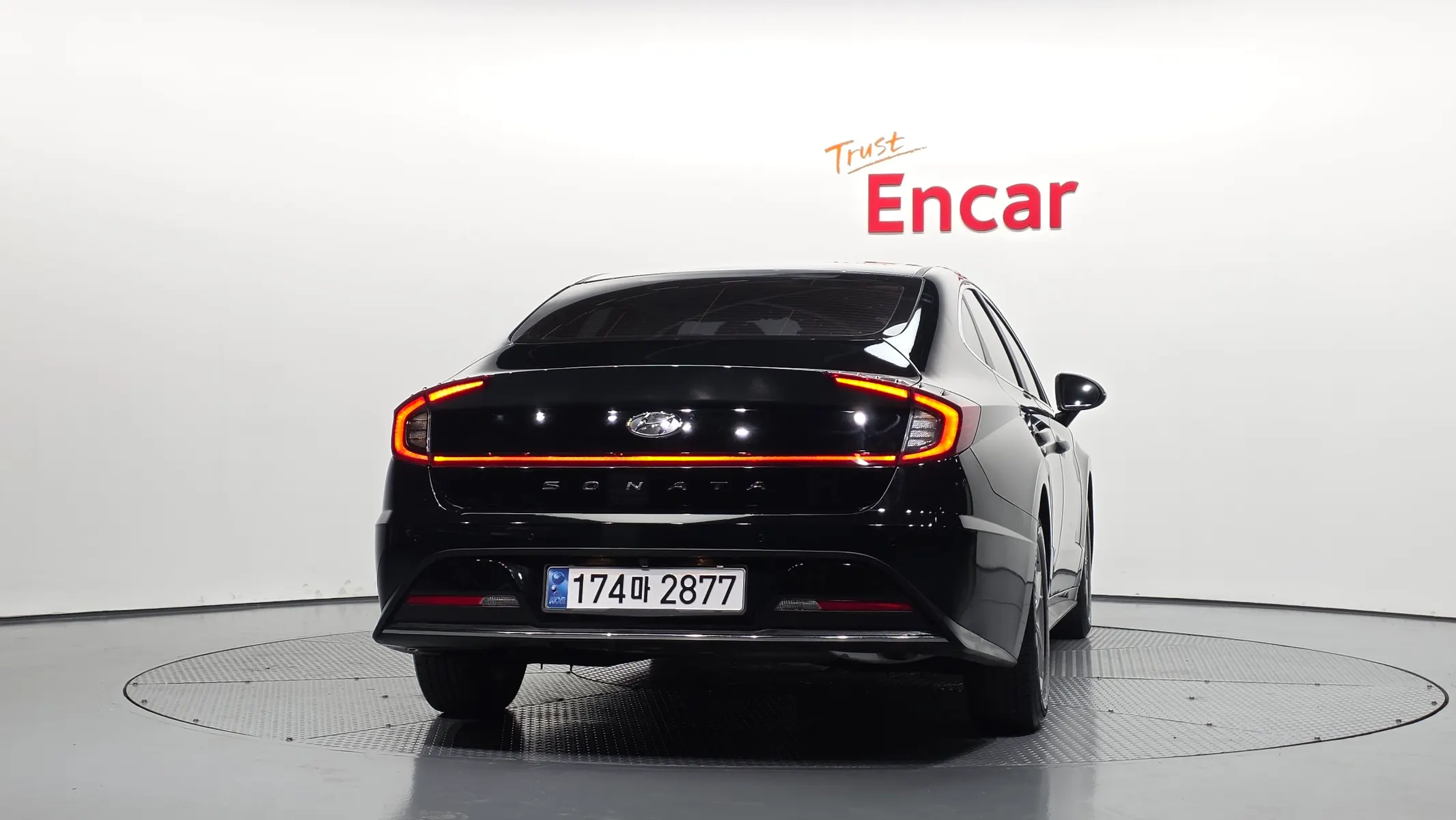 Hyundai (DN8) 2.0 LPG() 2021 3/5