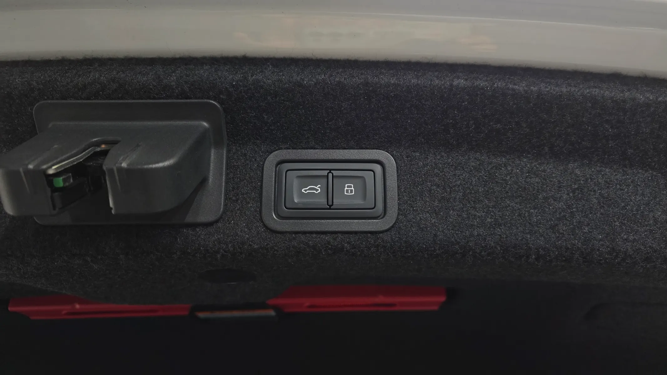 Audi A6 (C8) 45 TFSI 2021 34/35