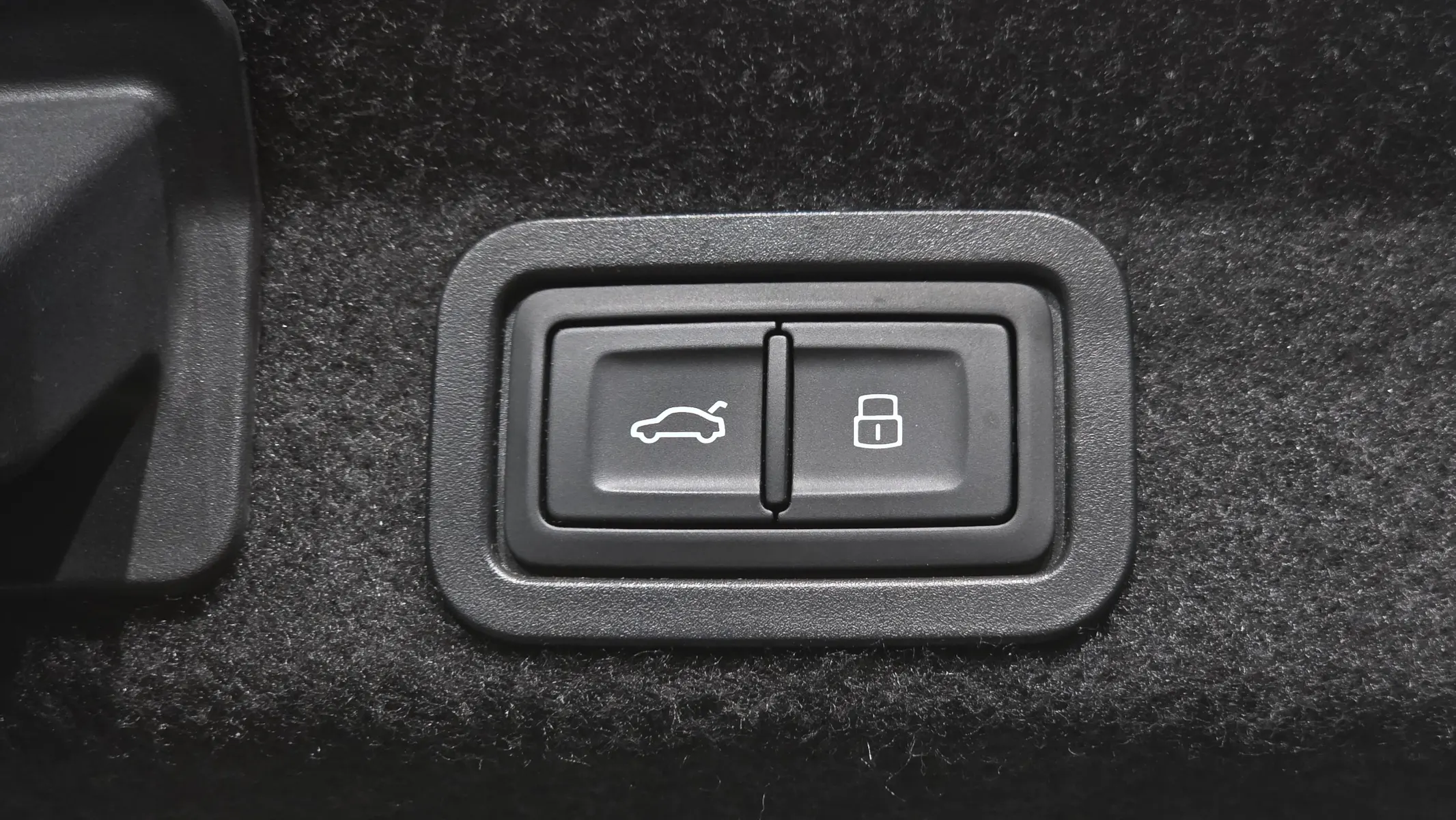 Audi A6 (C8) 40 TDI 2020 31/32