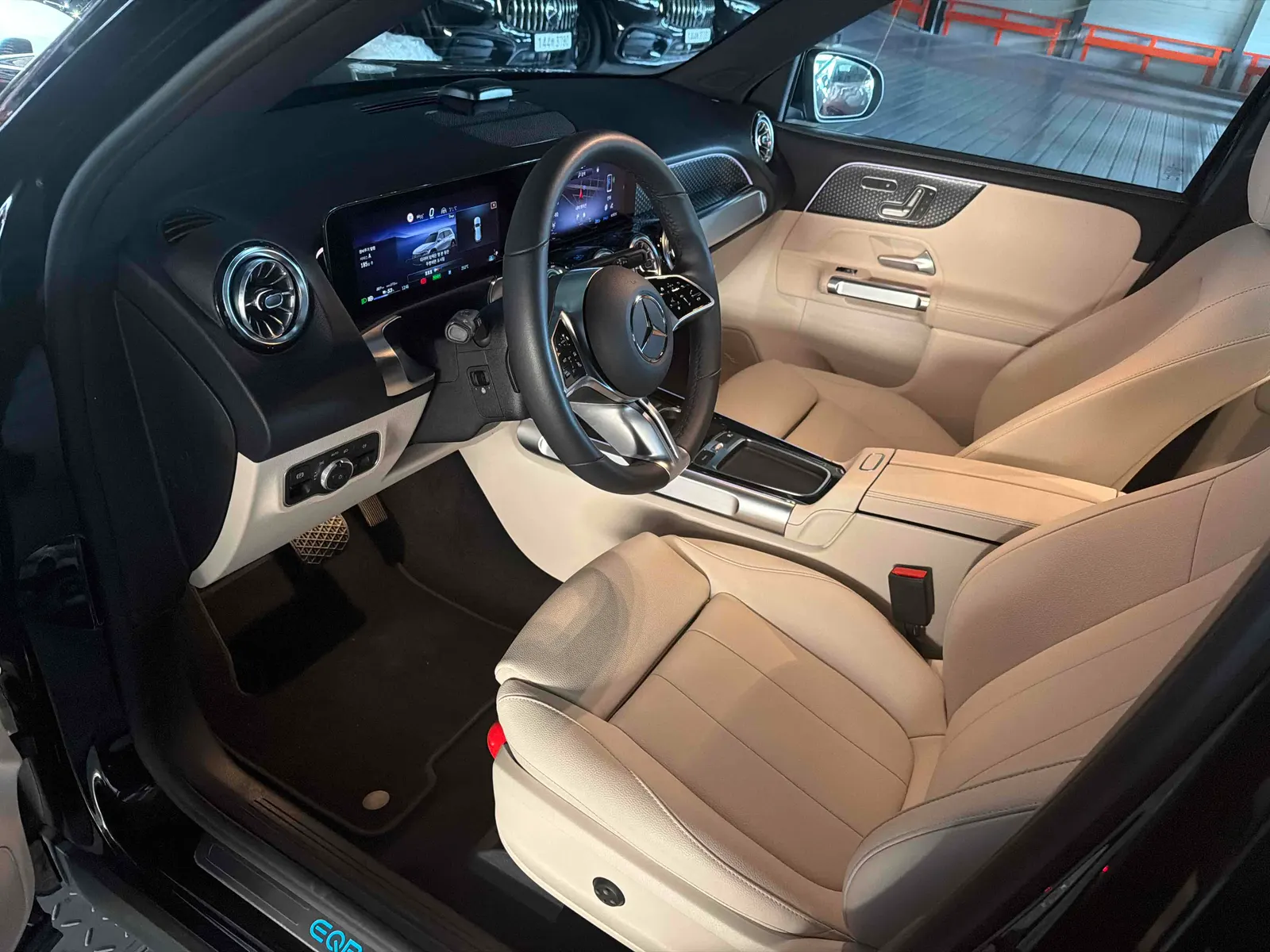 Mercedes-Benz EQB X243 EQB300 4MATIC 2026 4/5