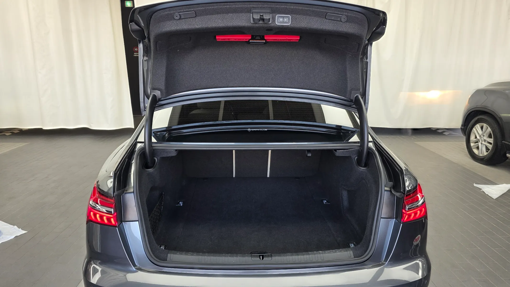Audi A6 (C8) 45 TDI 2020 36/37