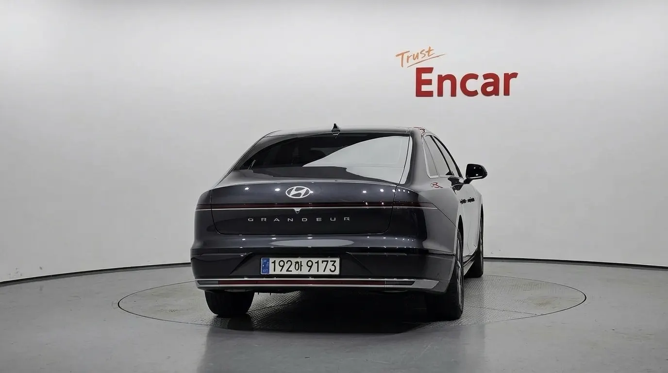 Hyundai (GN7) 2023 3/5
