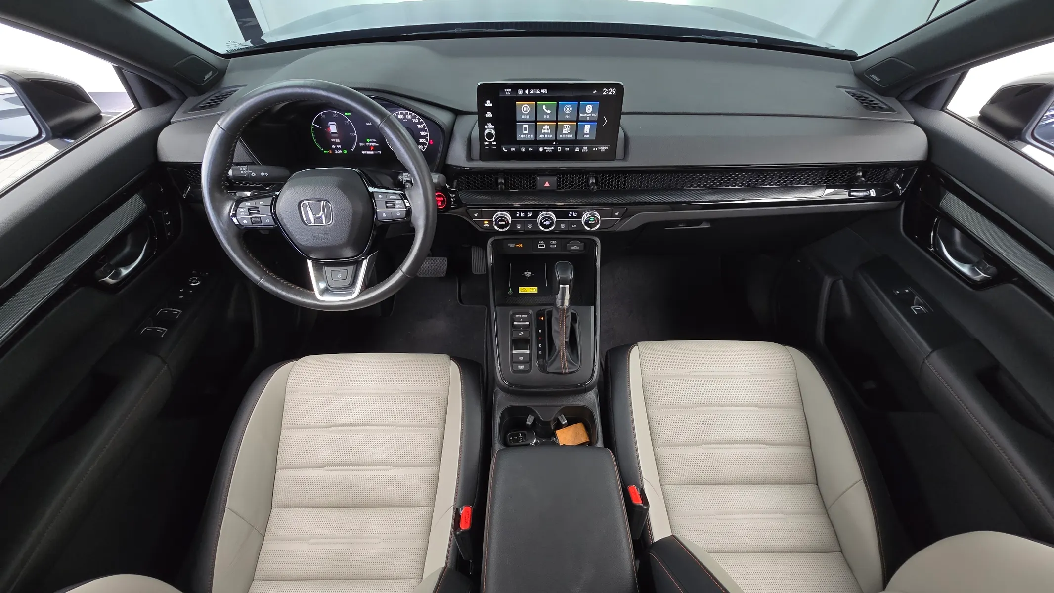 Honda CR-V 6 2.0 2WD 2024 4/5