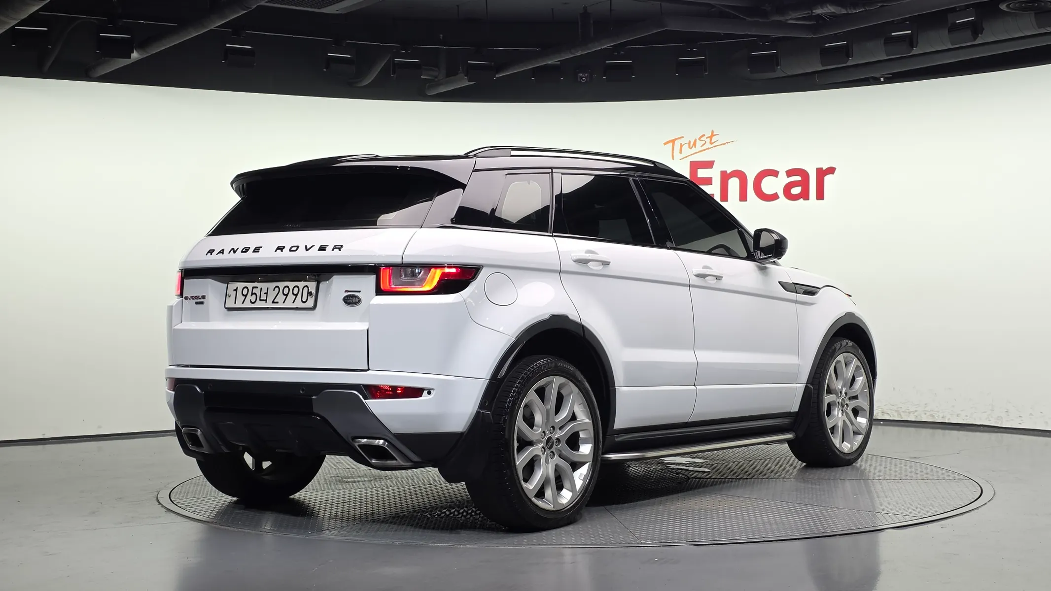 Land Rover 레인지로버 이보크 2.0 TD4 HSE 2016 2/21