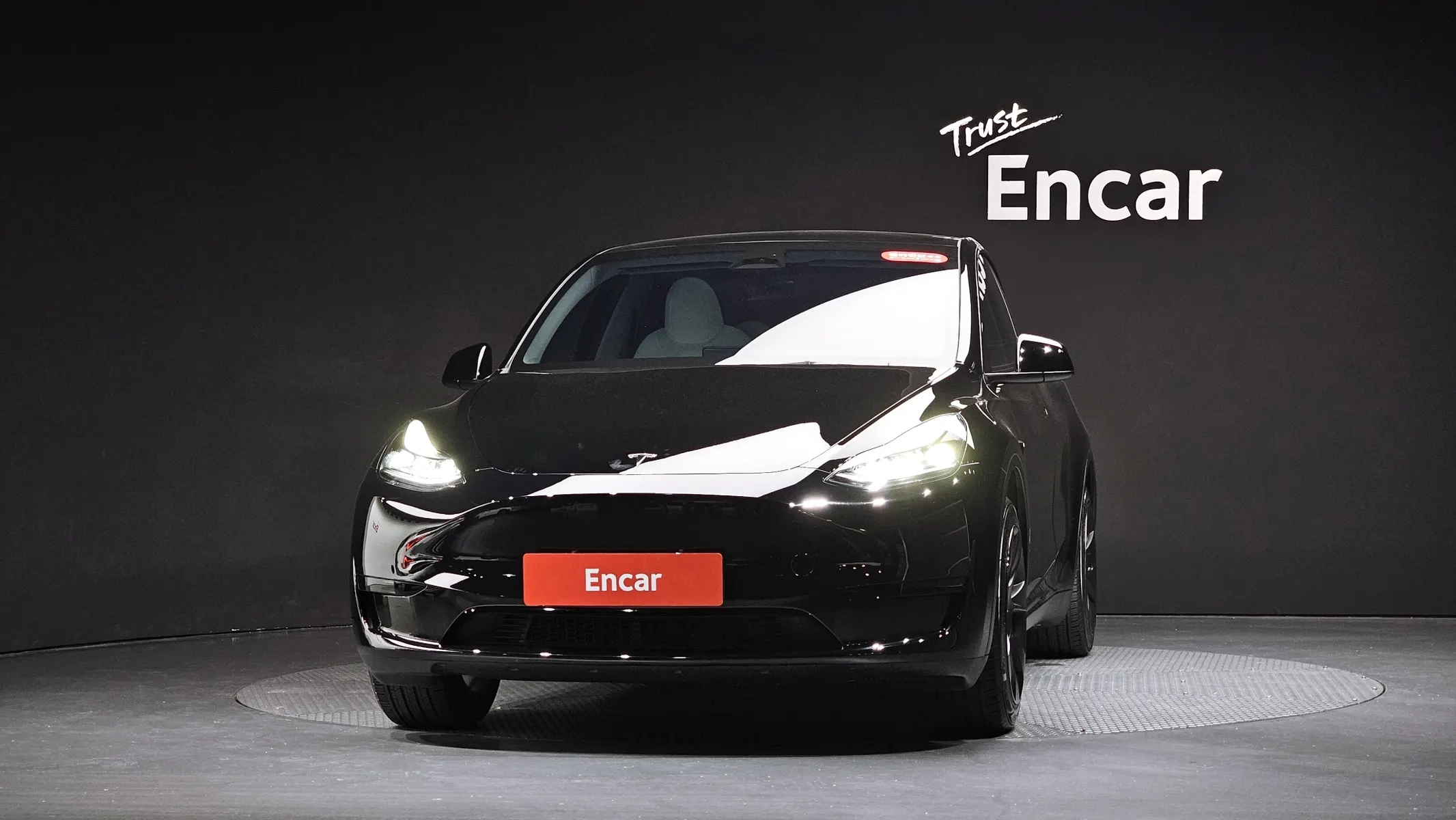 Tesla Y RWD 2023 2/5
