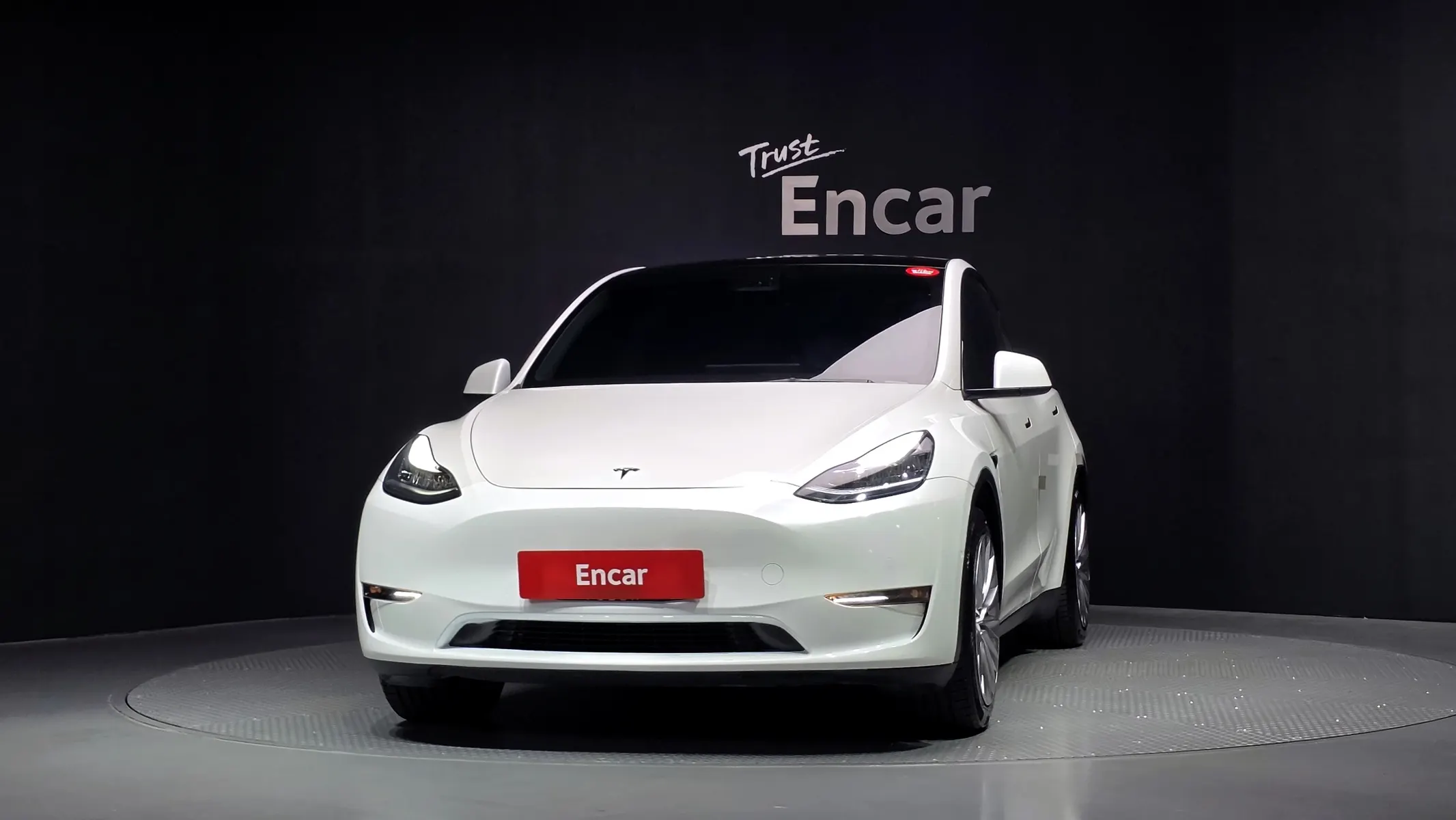 Tesla Y RWD 2021 2/5