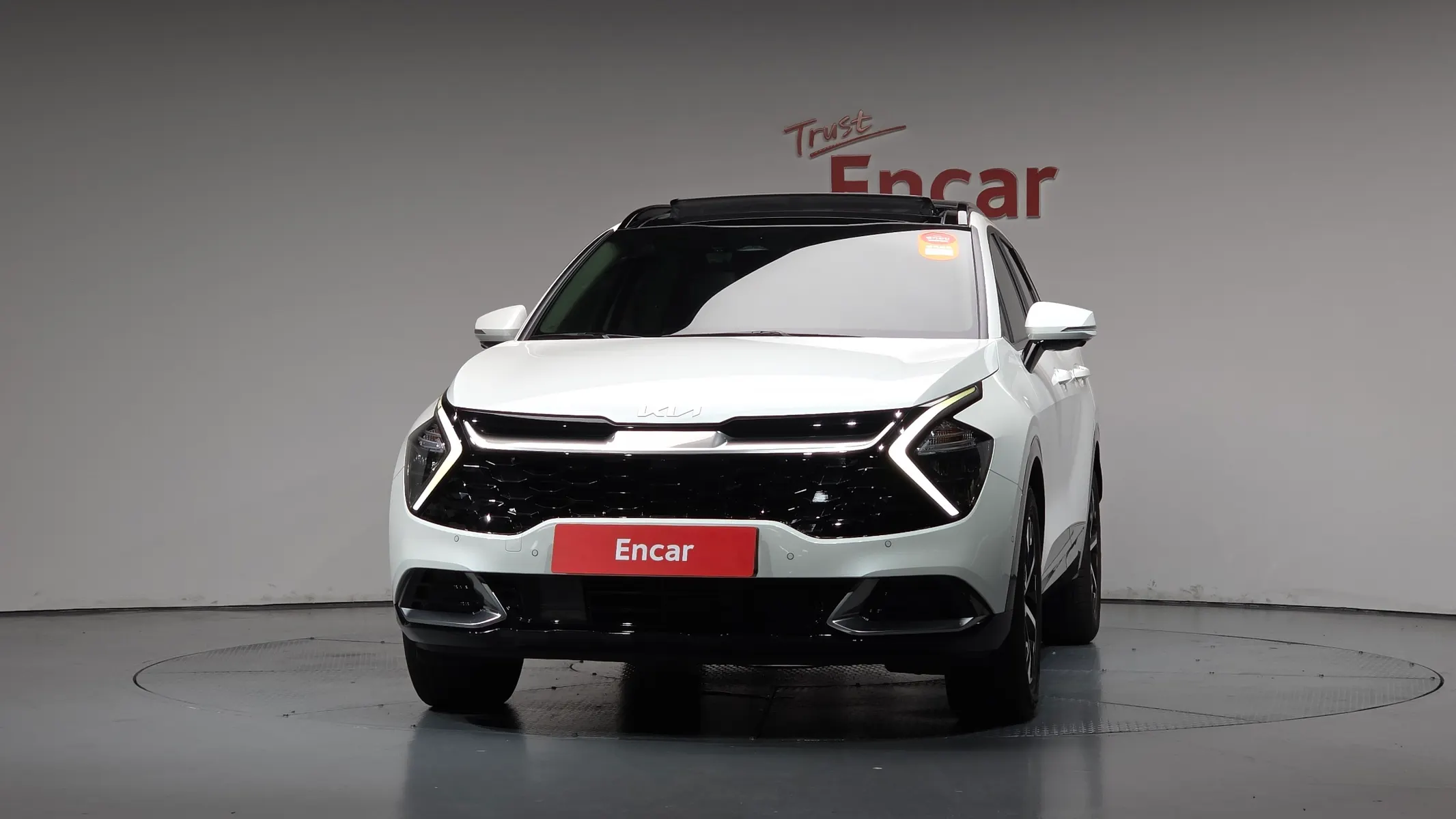 Kia 5 2WD 2023 2/5