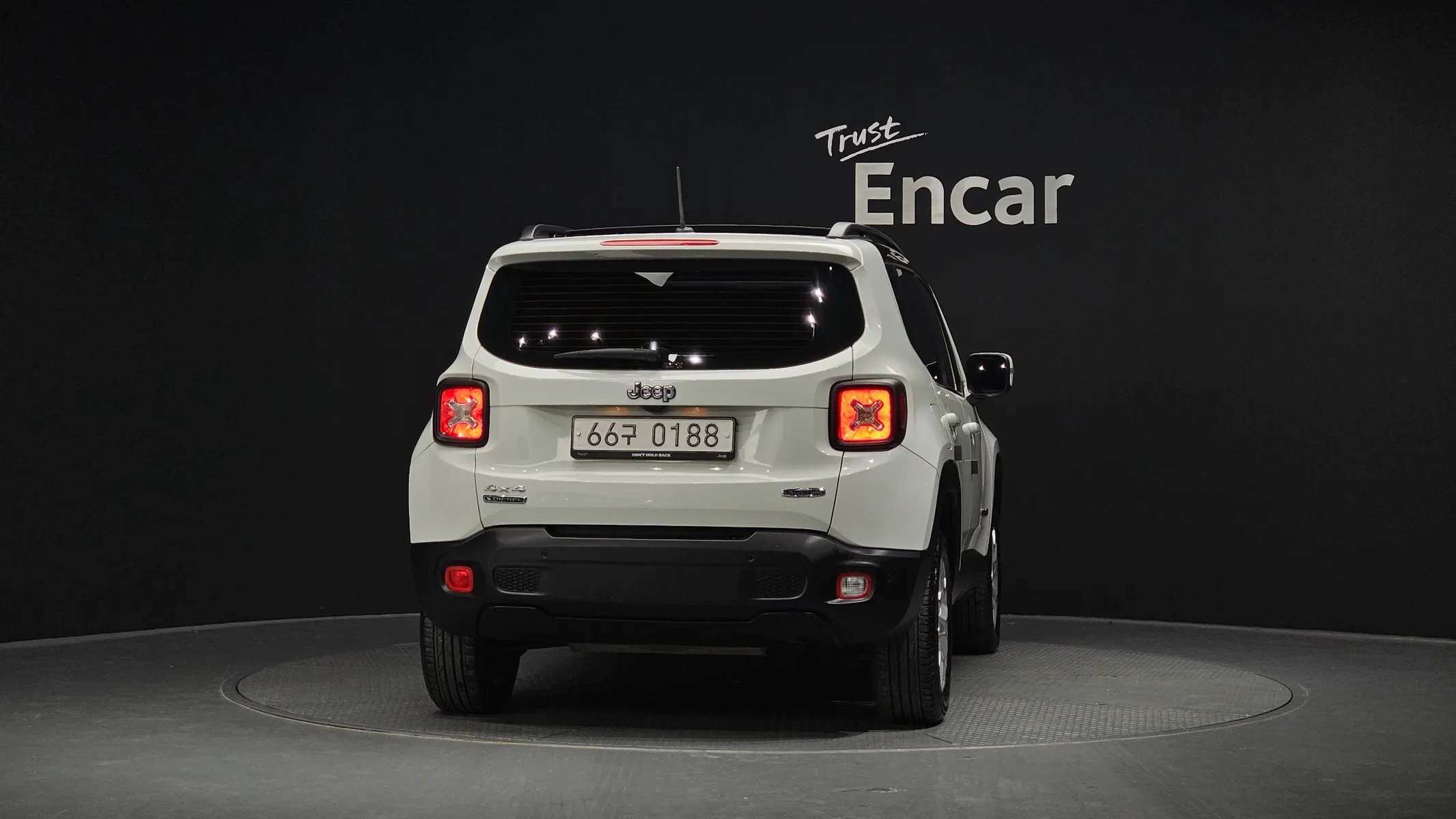 Jeep 레니게이드 2.0 AWD 2016 3/5