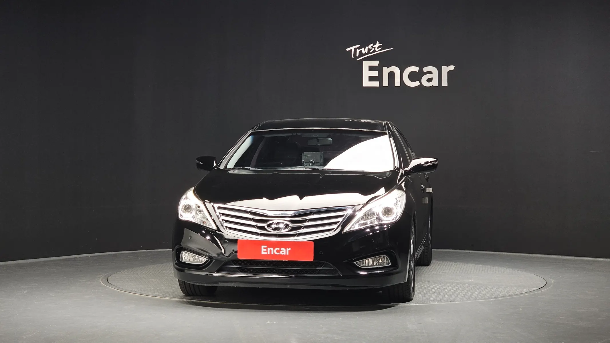 Hyundai Grandeur HG HG240 2012 2/5