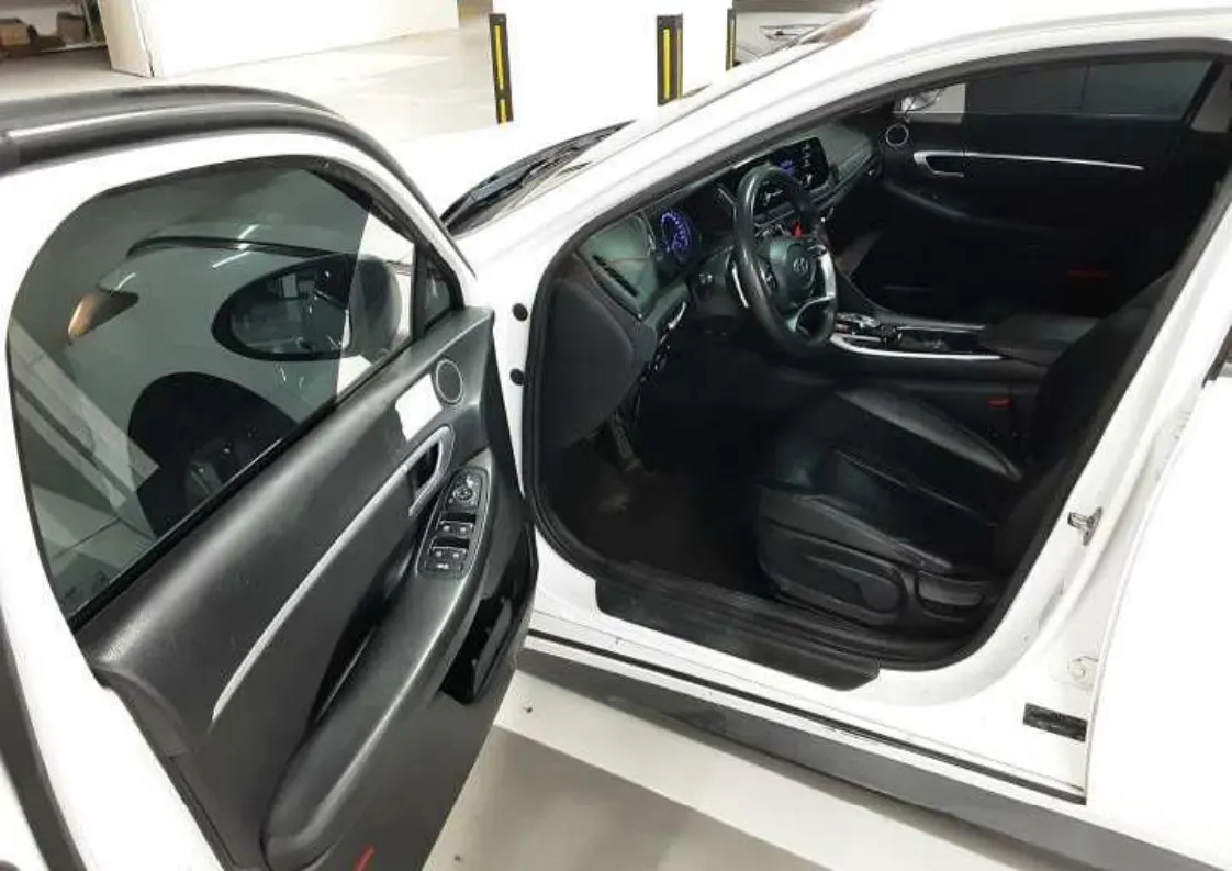 Hyundai (DN8) 2.0 LPG() 2022 3/5