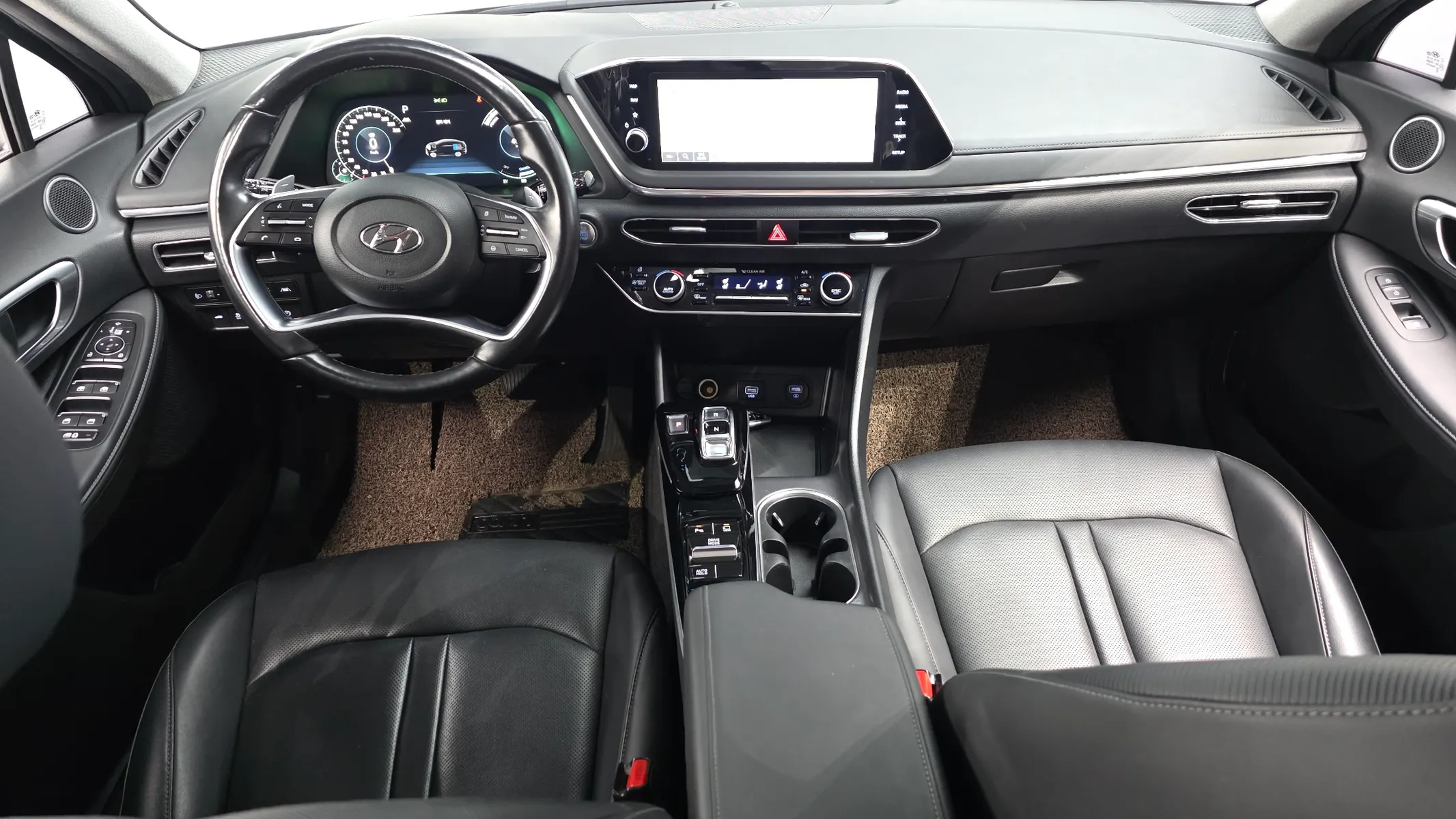 Hyundai (DN8) 2021 4/5