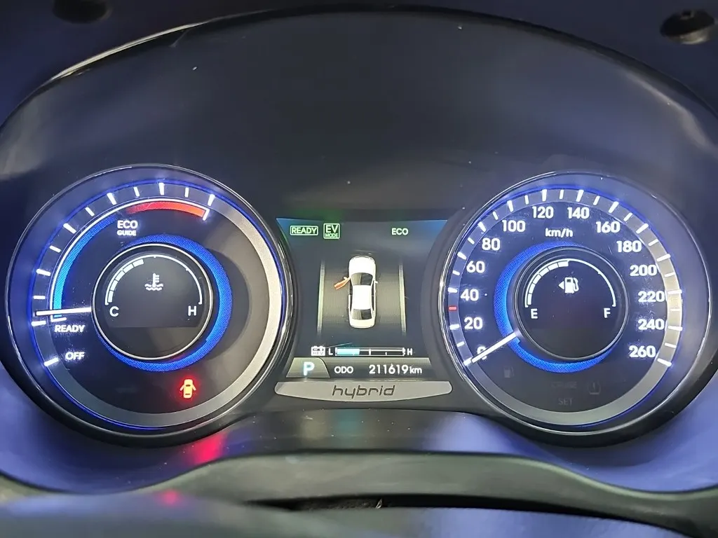 Hyundai HG 2014 4/5