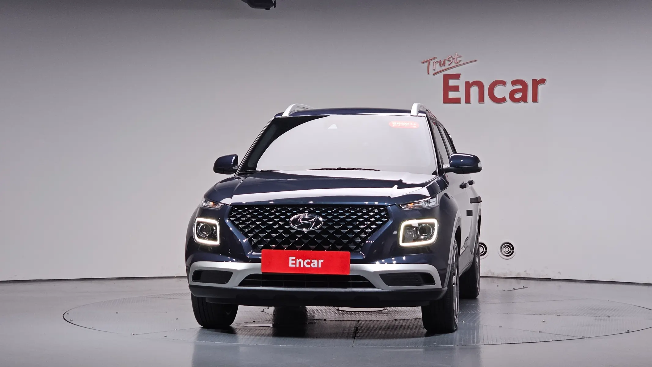 Hyundai Venue 1.6 2020 2/5