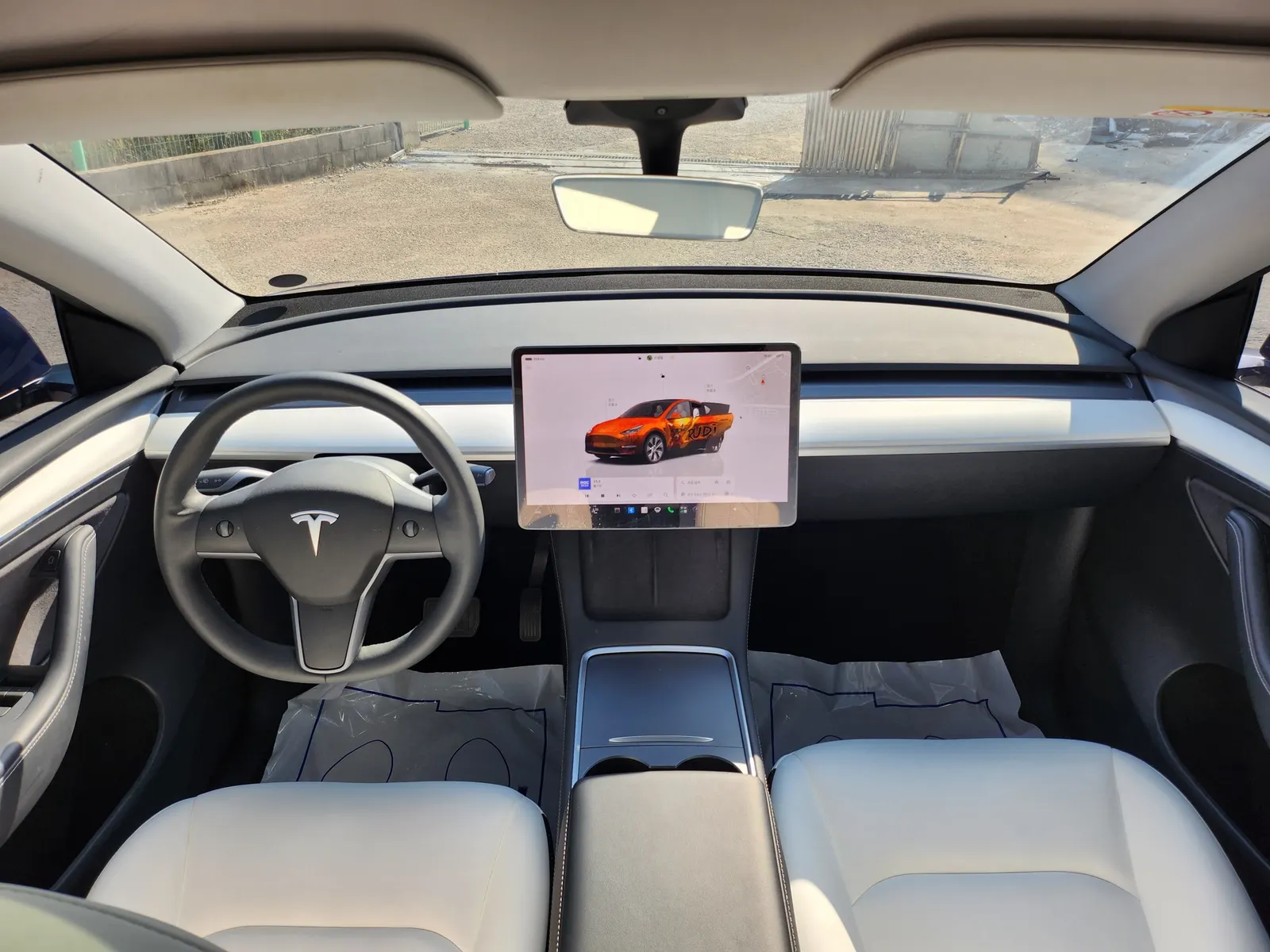 Tesla Y RWD 2024 4/5