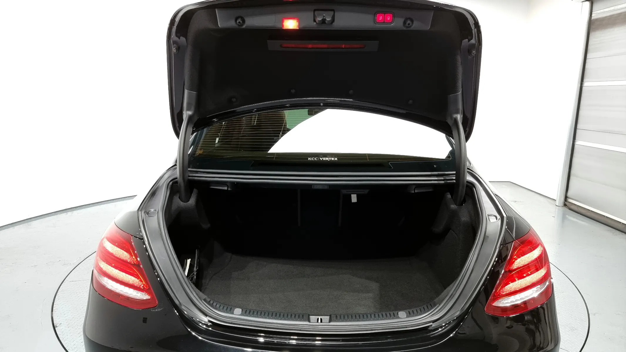 Mercedes-Benz E-Class W213 E300 4MATIC 2019 20/21