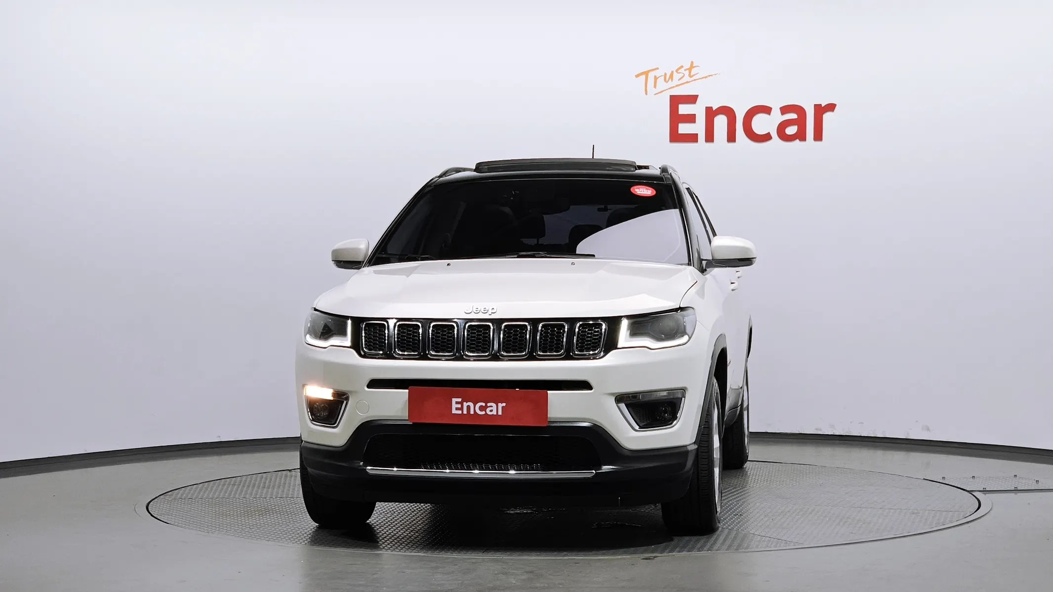 Jeep 2 2.4 AWD 2018 2/5