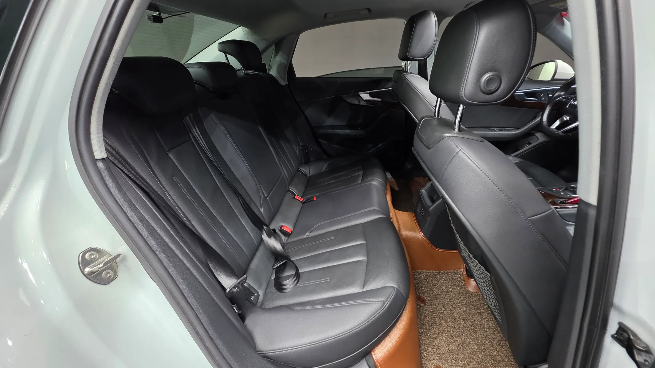 Audi A4 (B9) 45 TFSI 2016 20/21