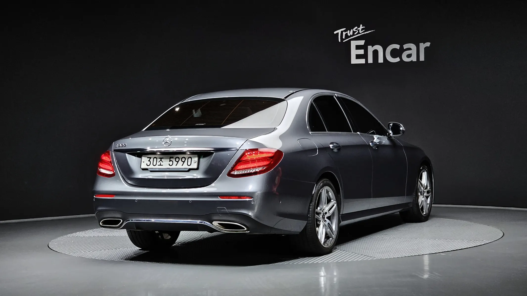 Mercedes-Benz E-Class W213 E300 AMG Line 2019 2/21