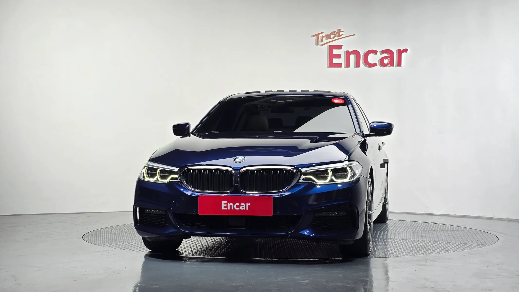 BMW 5 Series (G30) 520i M 2020 3/21