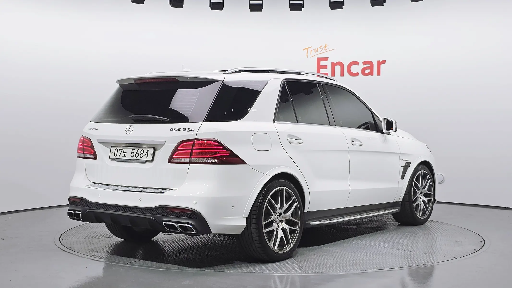 Mercedes-Benz GLE-Class W166 AMG GLE63 4MATIC 2016 2/21