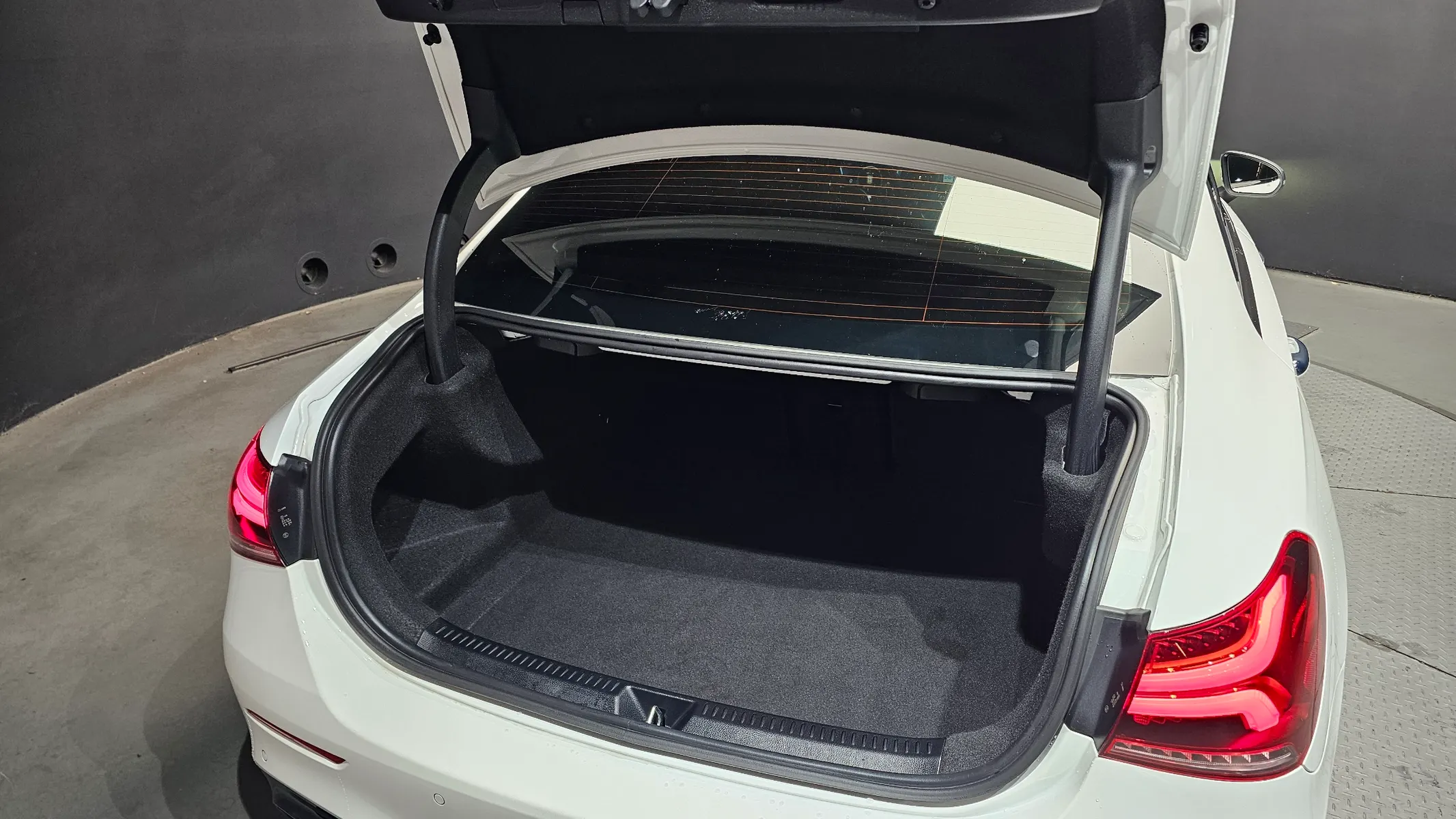 Mercedes-Benz A-Class W177 AMG A35 4MATIC 2022 20/21