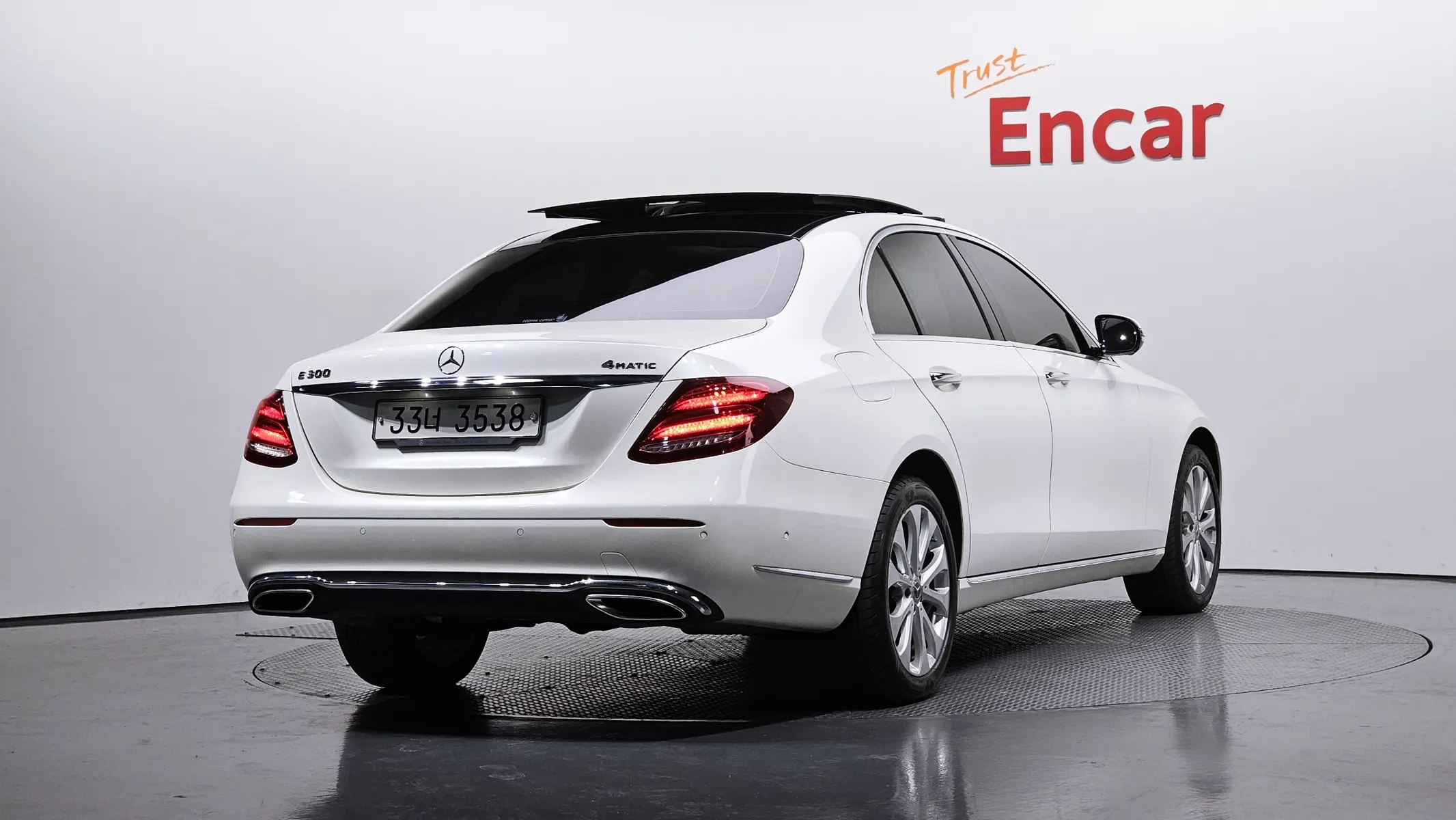 Mercedes-Benz E-Class W213 E300 4MATIC 2017 2/21