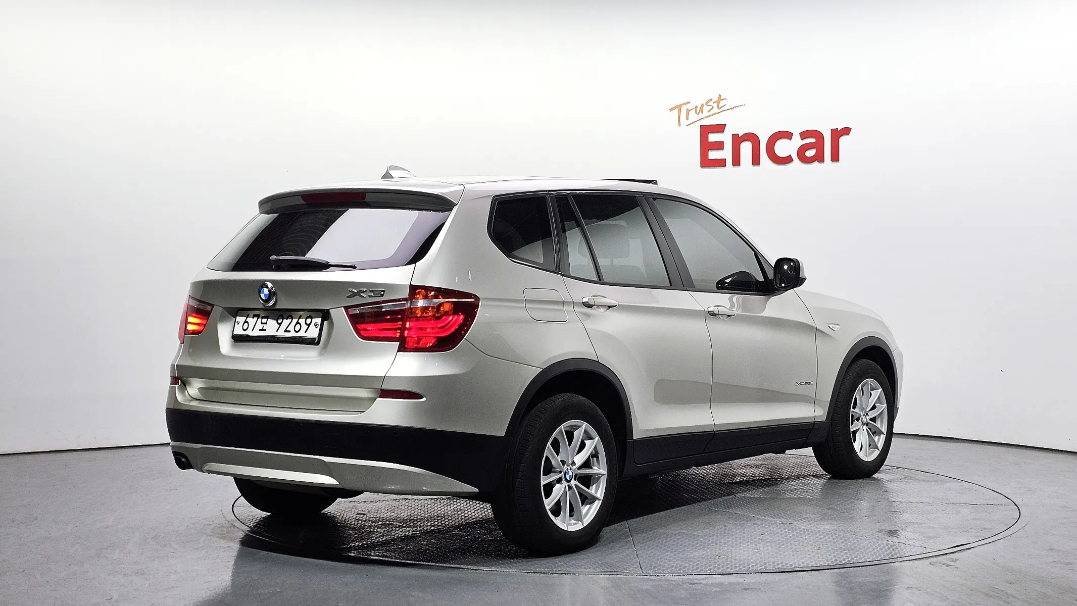 BMW X3 (F25) xDrive 20d 2011 2/21
