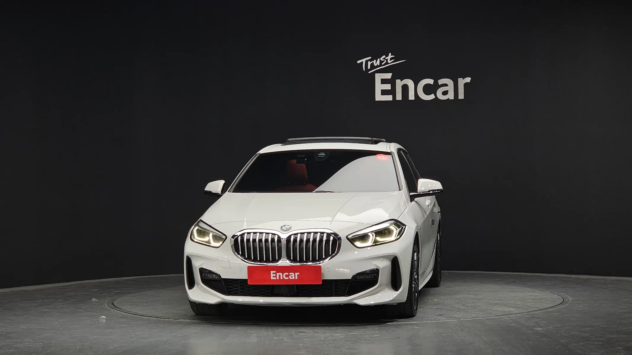 BMW 1 Series (F40) 120i M 2022 3/32