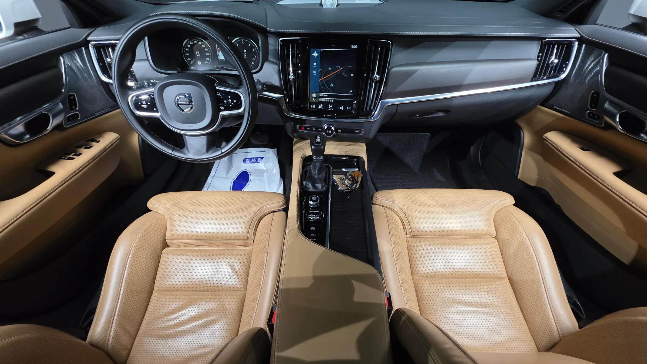 Volvo V90 T5 AWD 2019 4/5