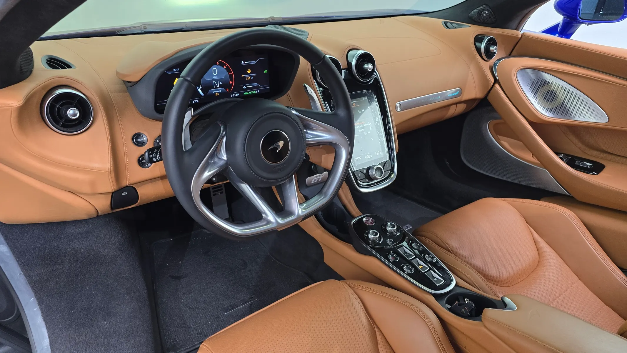 McLaren GT 4.0 2023 4/5