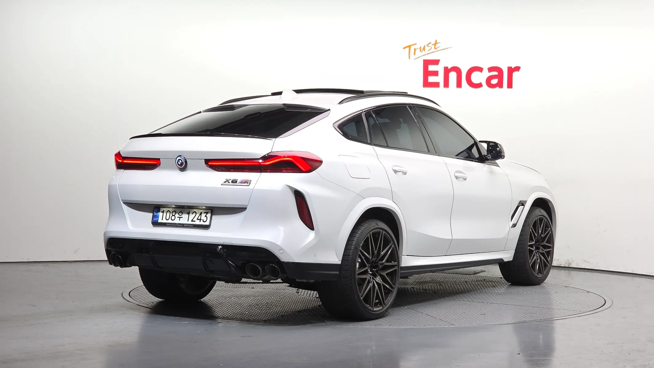 BMW X6M (G06) 4.4 2023 2/33