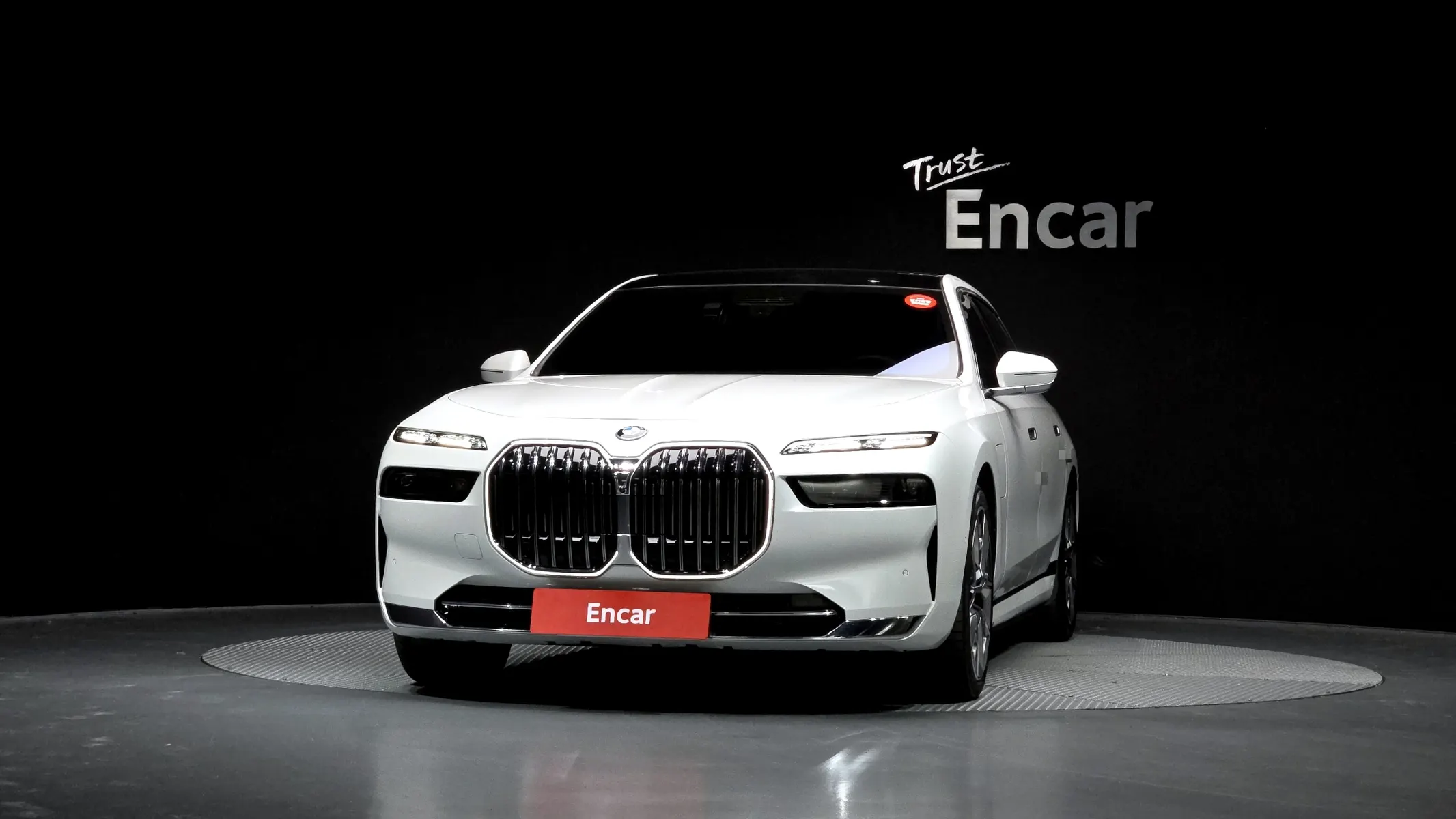 BMW 7 Series (G70) 750e xDrive 2025 3/21