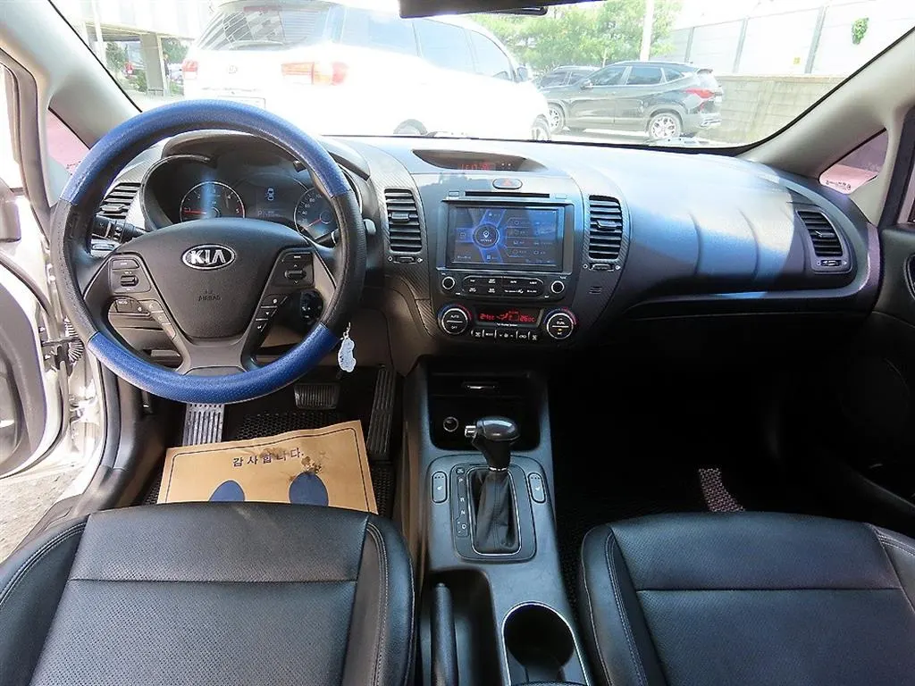 Kia K3 2014 4/5