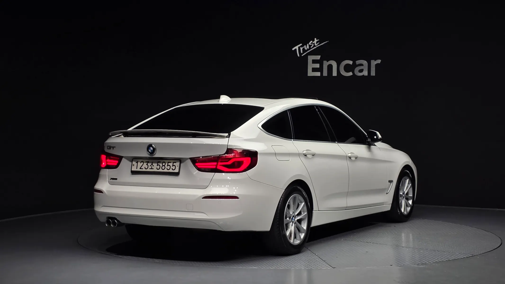 BMW 3 Series GT (F34) GT 320d xDrive 2020 2/33
