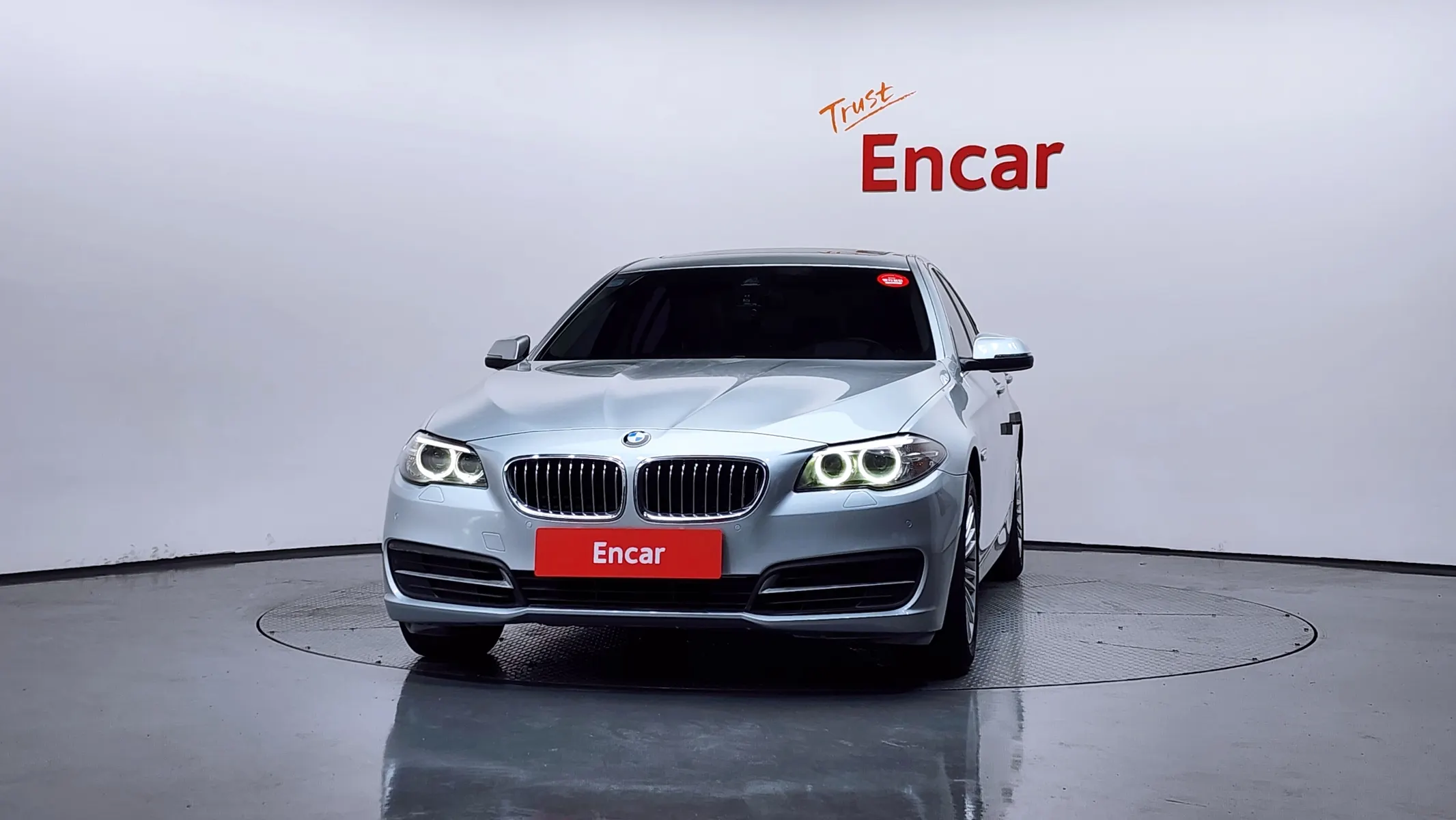 BMW 5 Series (F10) 520d 2014 3/21
