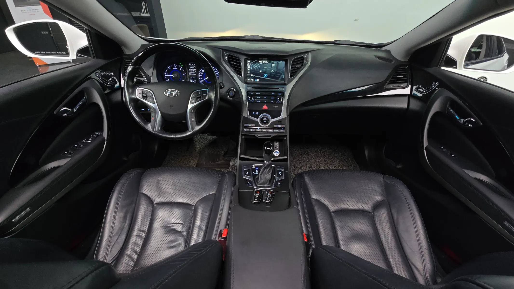 Hyundai Grandeur HG HG220 2015 4/5