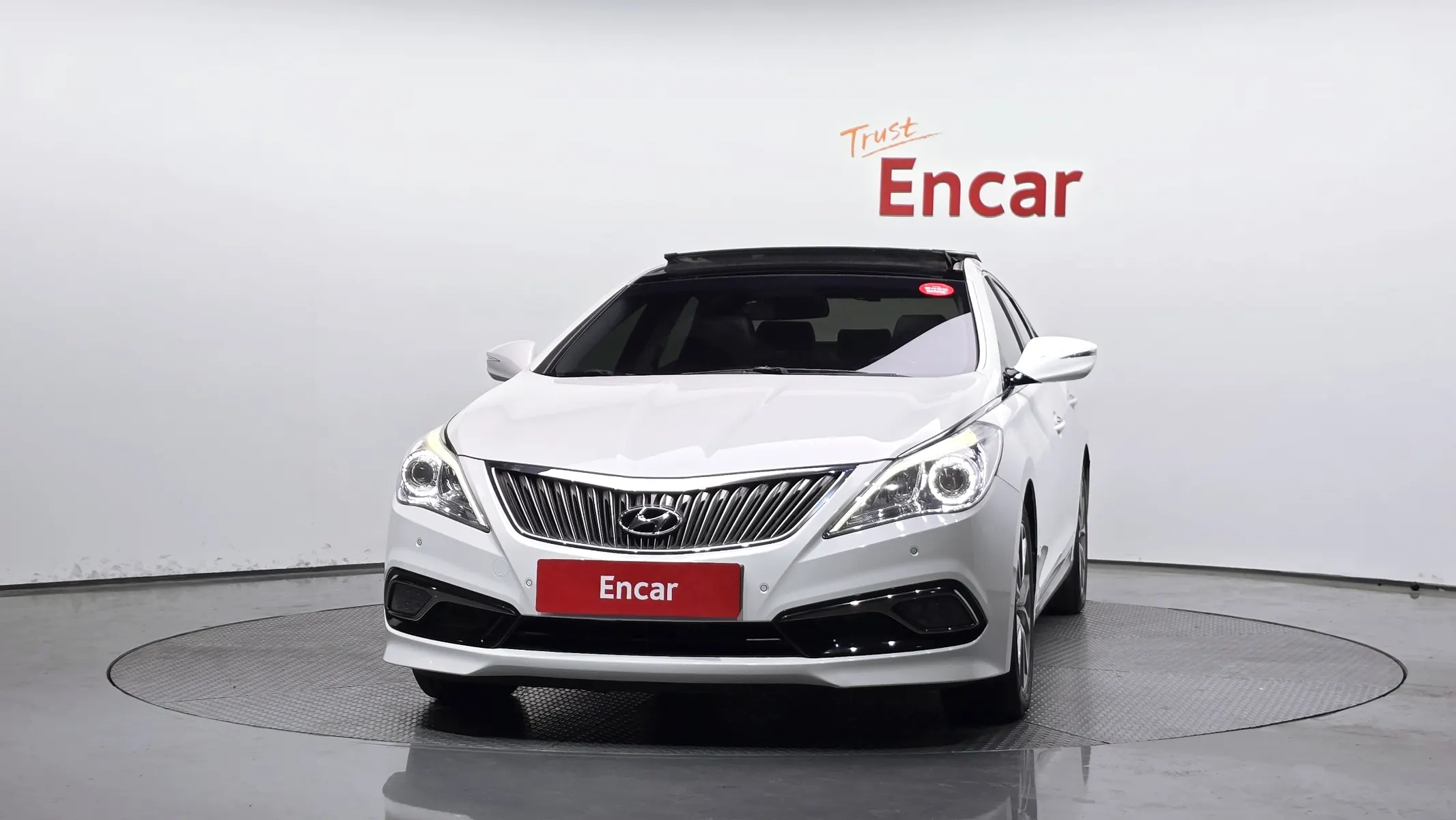 Hyundai Grandeur HG HG220 2015 2/5