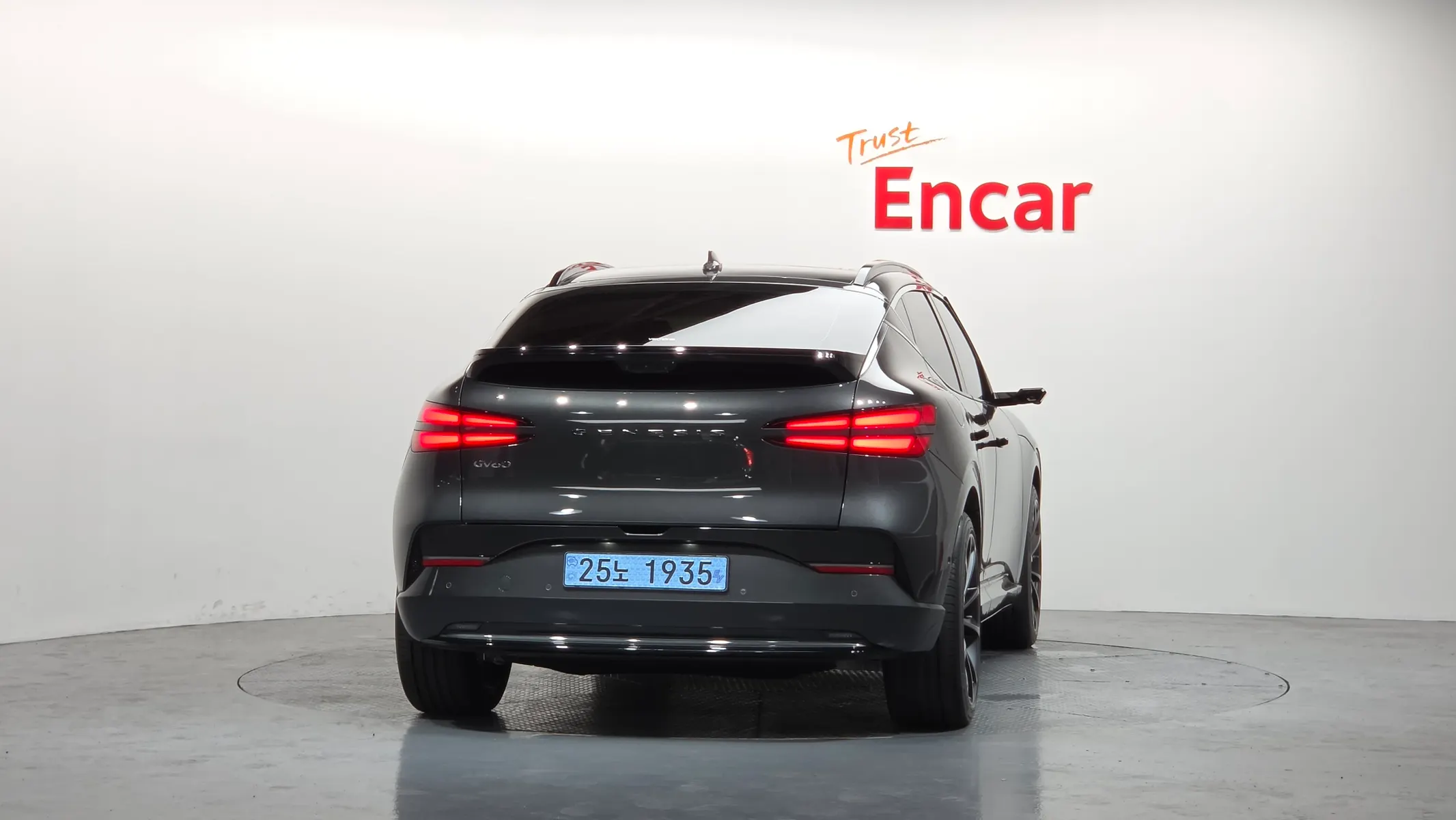 Genesis GV60 AWD 2025 3/5