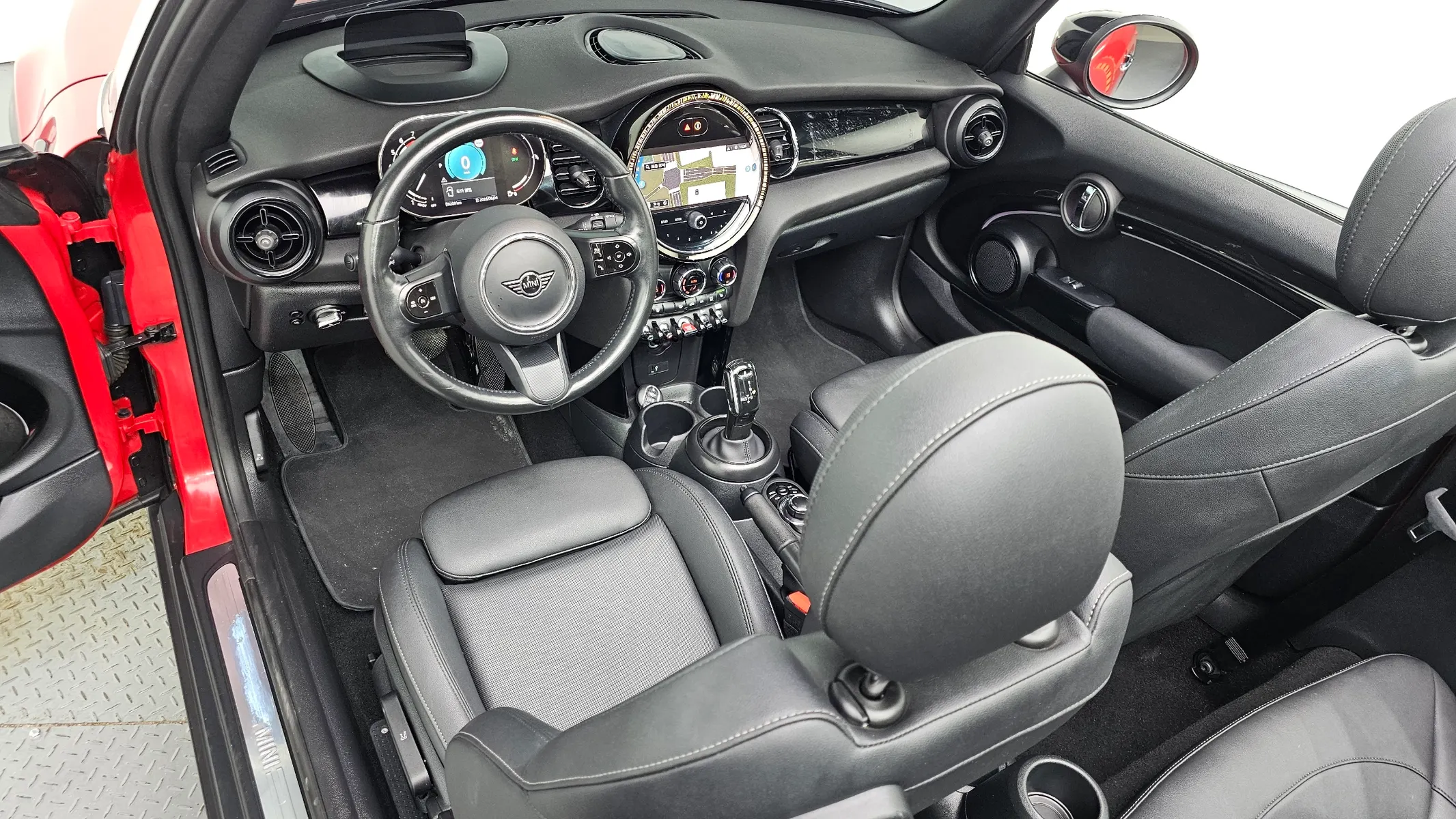 MINI Convertible 2024 4/5