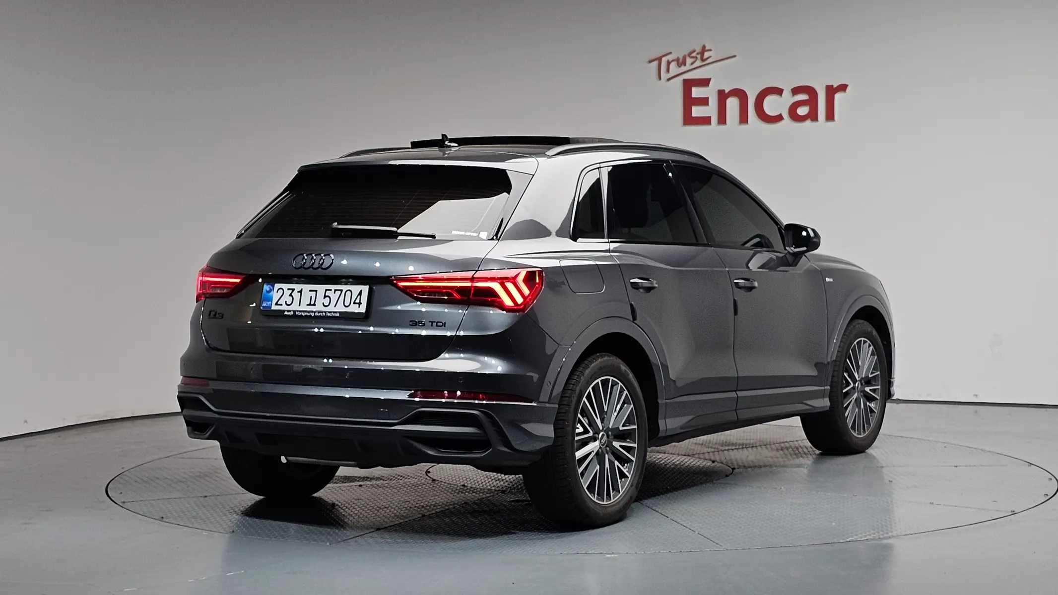 Audi Q3 (F3) 35 TDI 2025 2/36