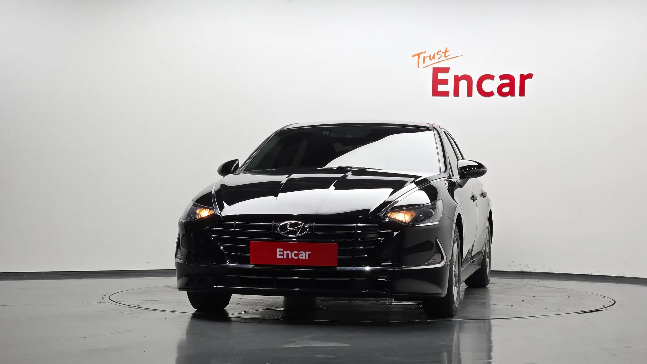 Hyundai (DN8) 2.0 LPG() 2022 2/5