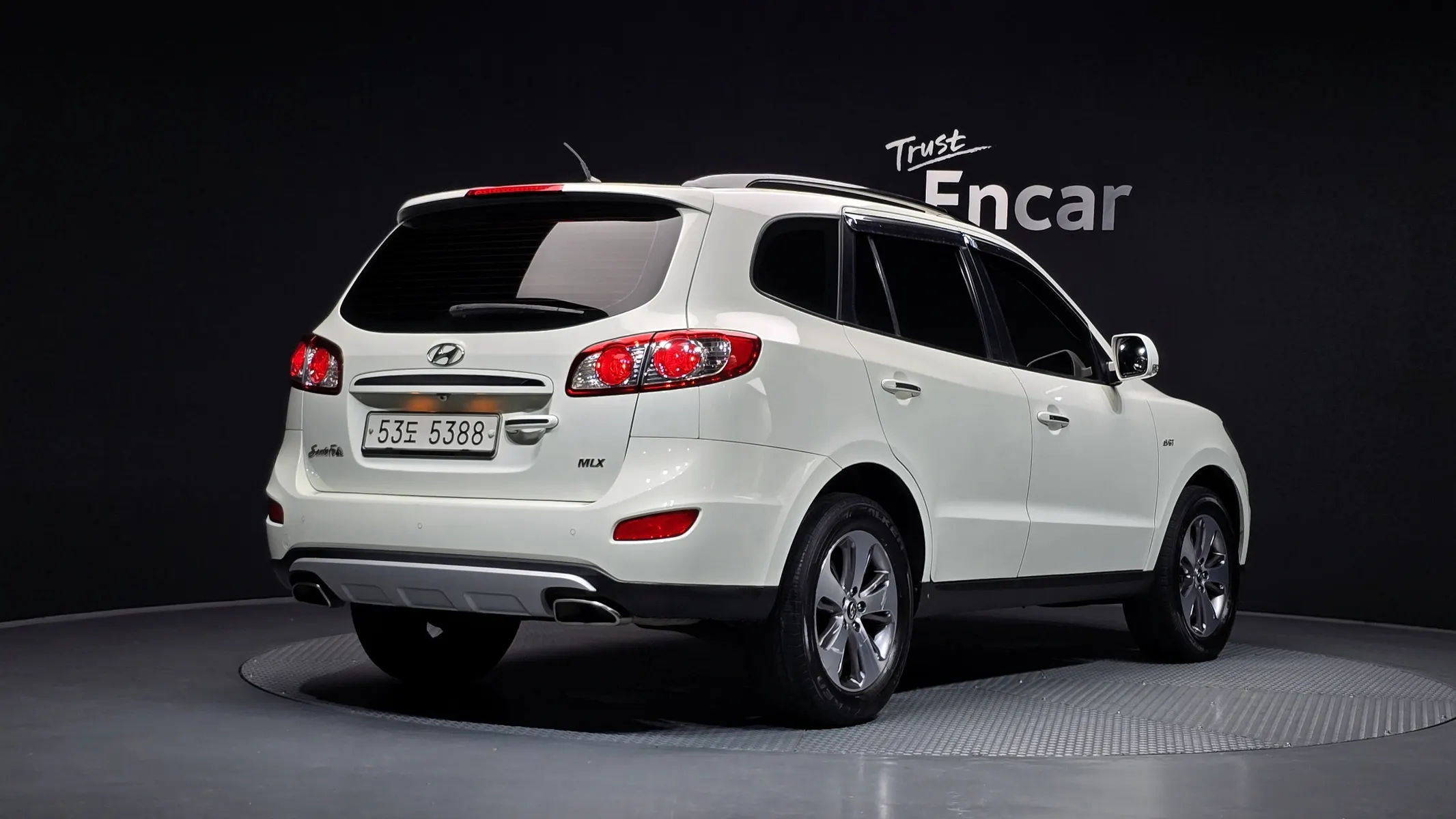 Hyundai CM 2WD(2.0 e-VGT) MLX 2011 2/31